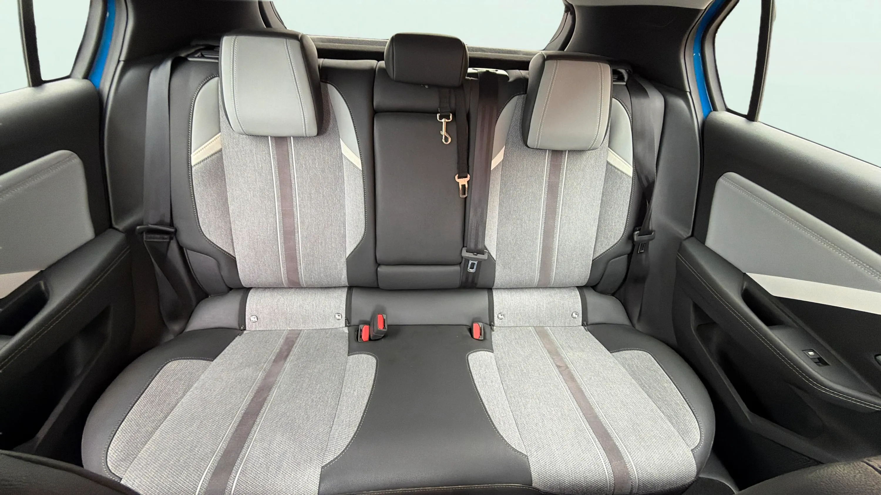 Opel Astra 1.5D DTH Elegance - foto 19