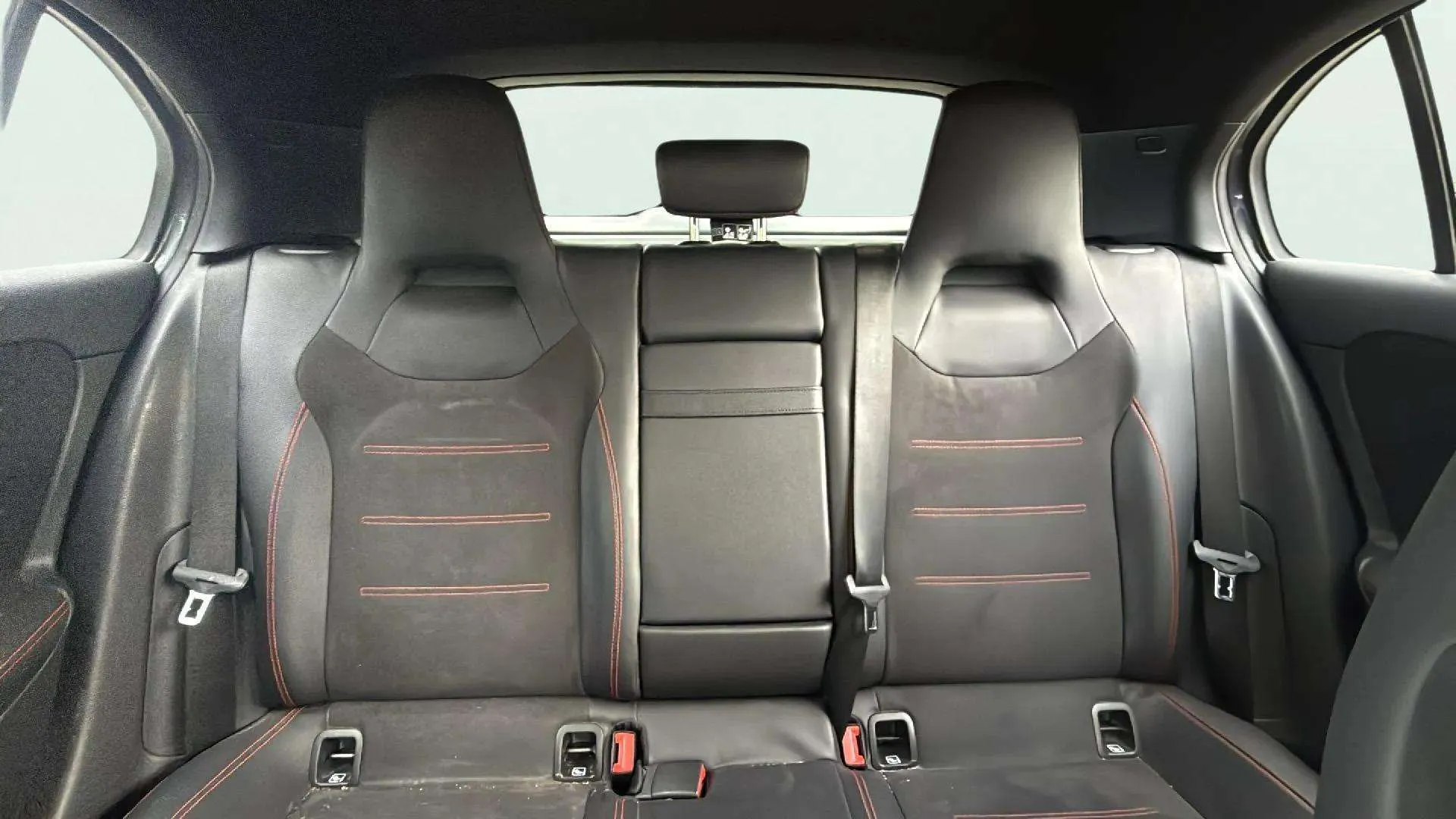 Mercedes-Benz Clase A A 180 d - foto 18
