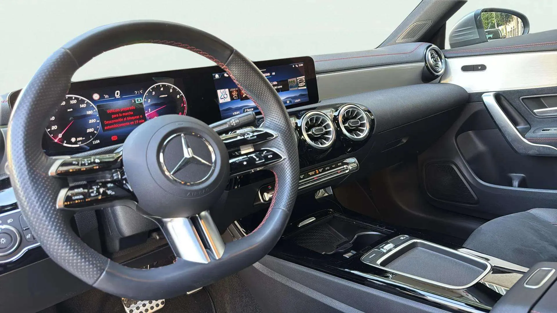 Mercedes-Benz CLA 200 - foto 20