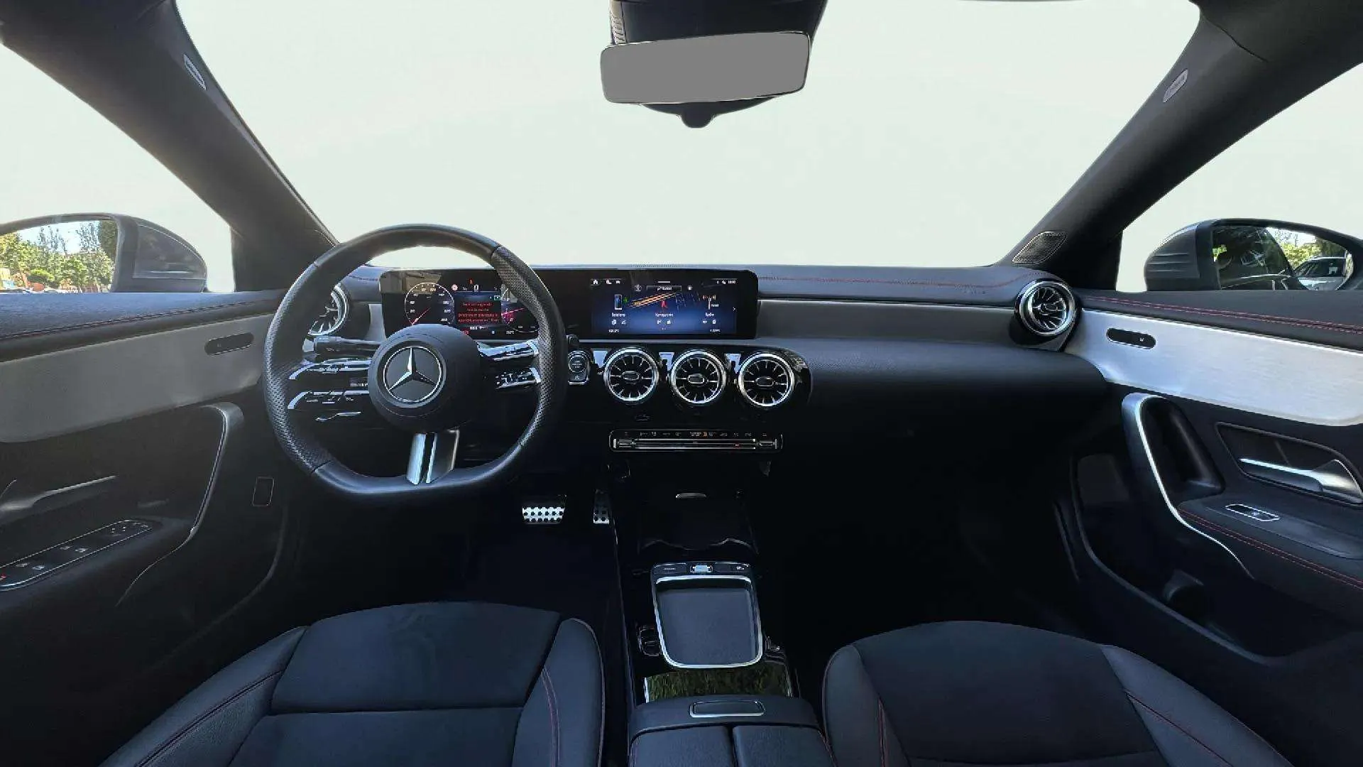 Mercedes-Benz CLA 200 - foto 9