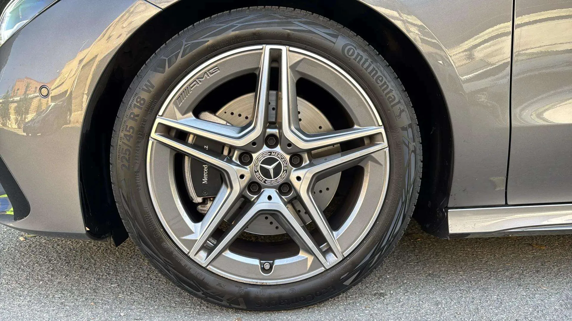 Mercedes-Benz CLA 200 - foto 17