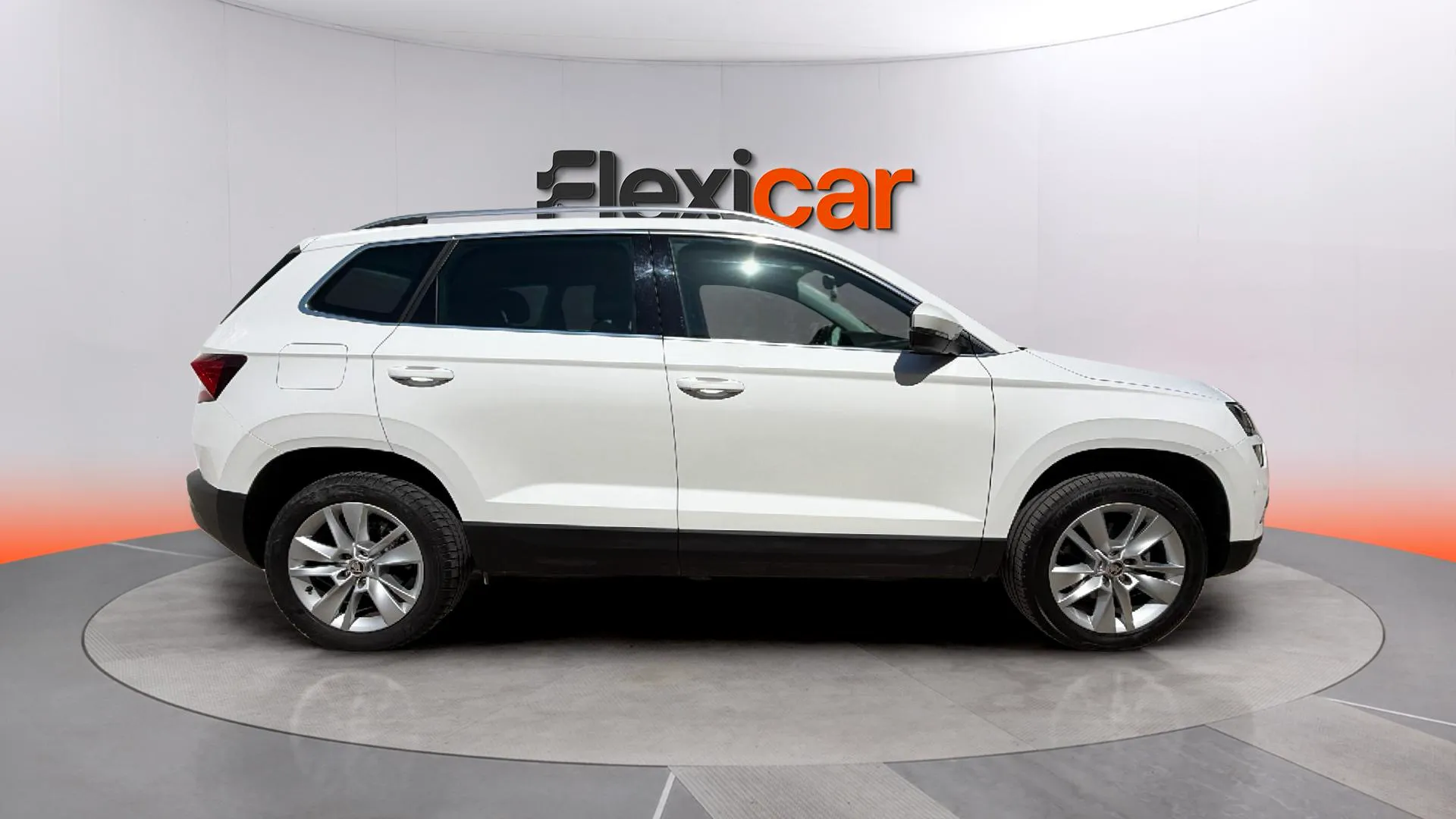 Škoda Karoq 1.0 TSI Ambition - foto 3