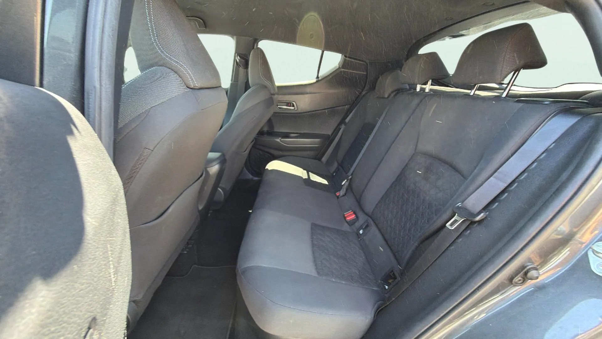 Toyota C-HR 1.8 125H Active - foto 16