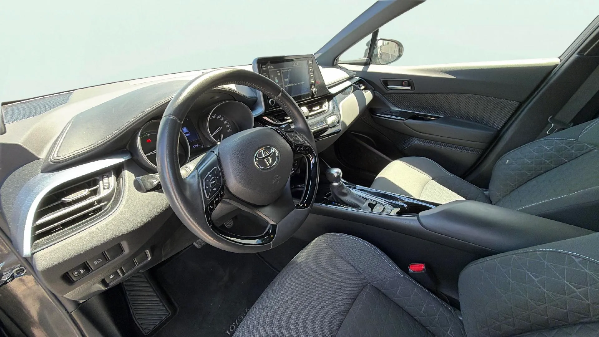 Toyota C-HR 1.8 125H Active - foto 17