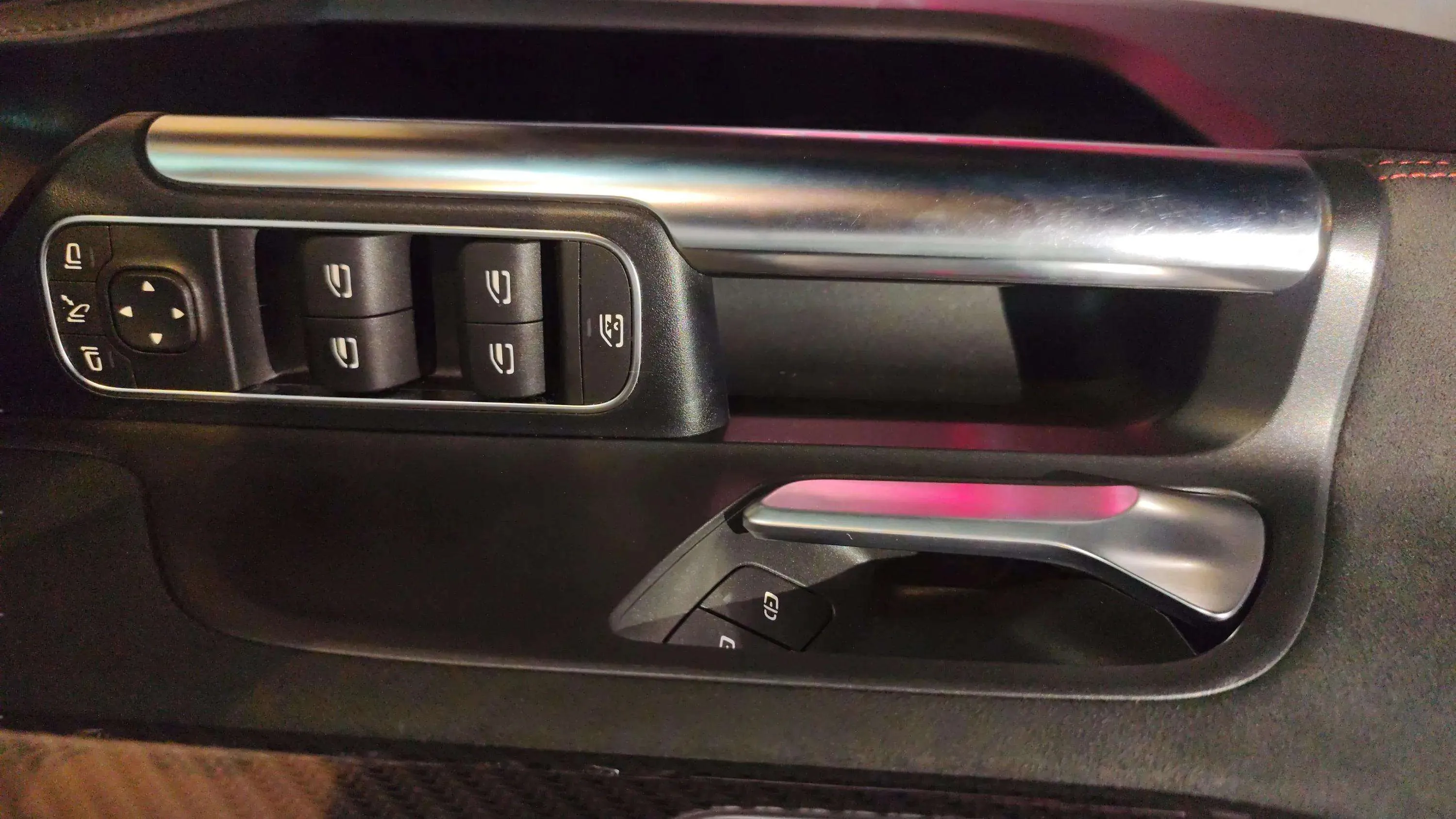 Mercedes-Benz GLA 220 D 4MATIC - foto 19