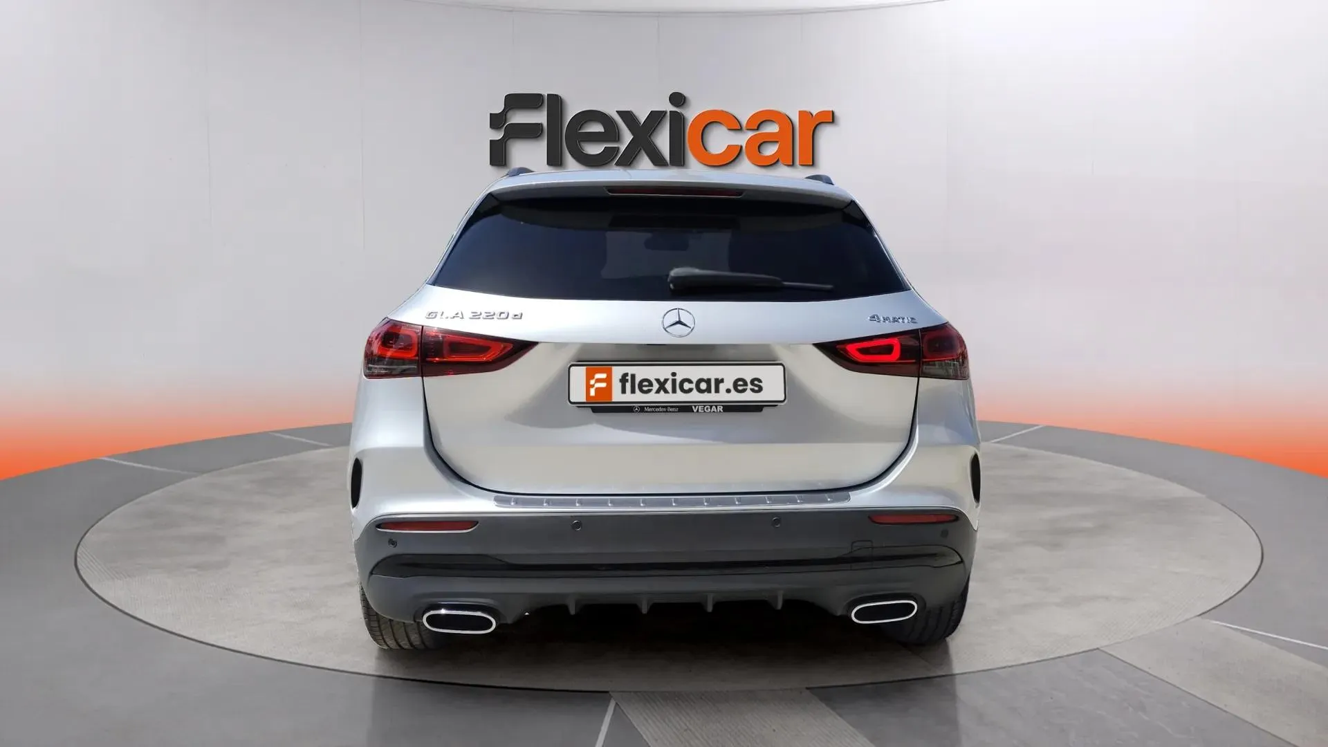 Mercedes-Benz GLA 220 D 4MATIC - foto 5