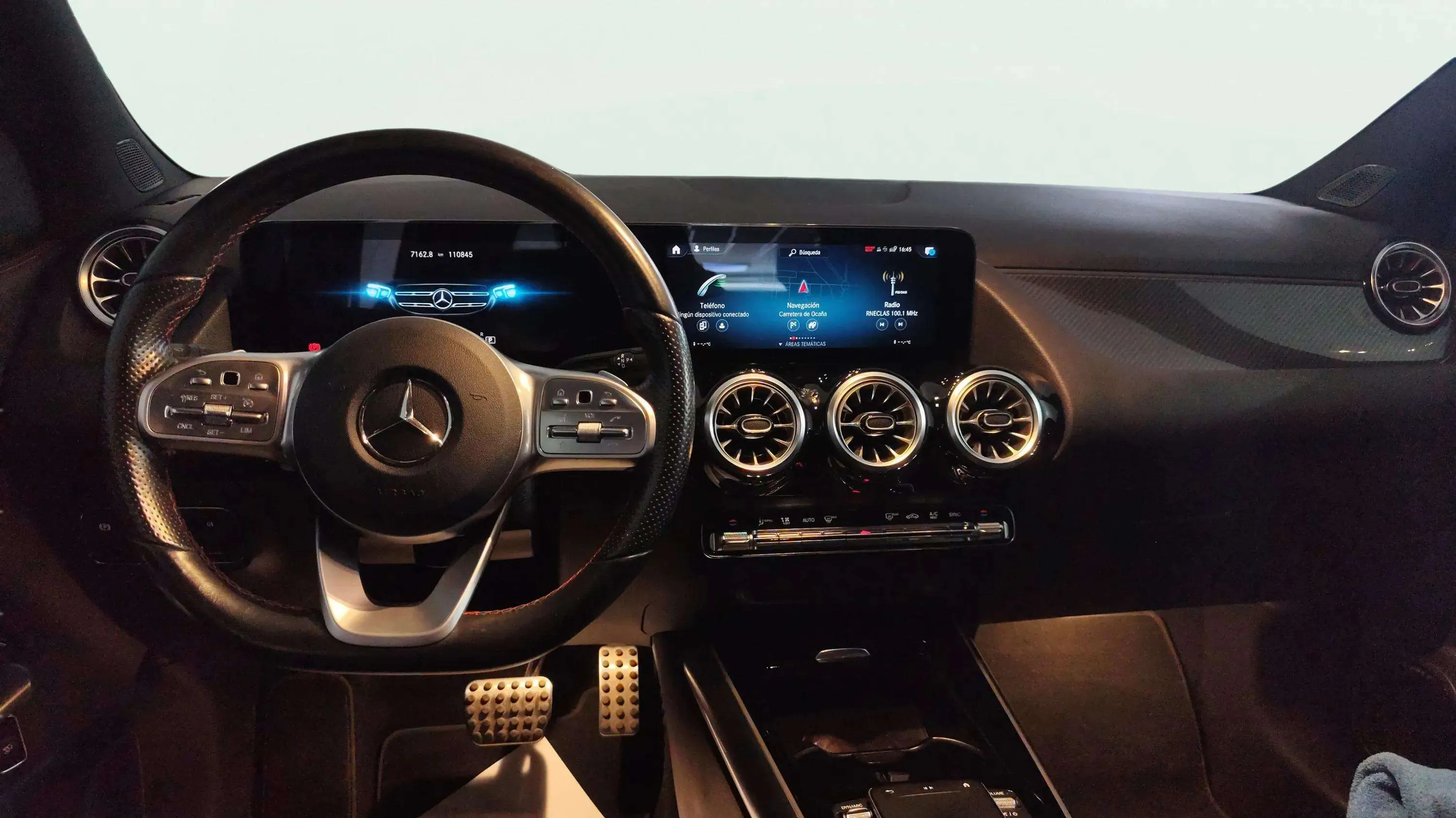 Mercedes-Benz GLA 220 D 4MATIC - foto 12