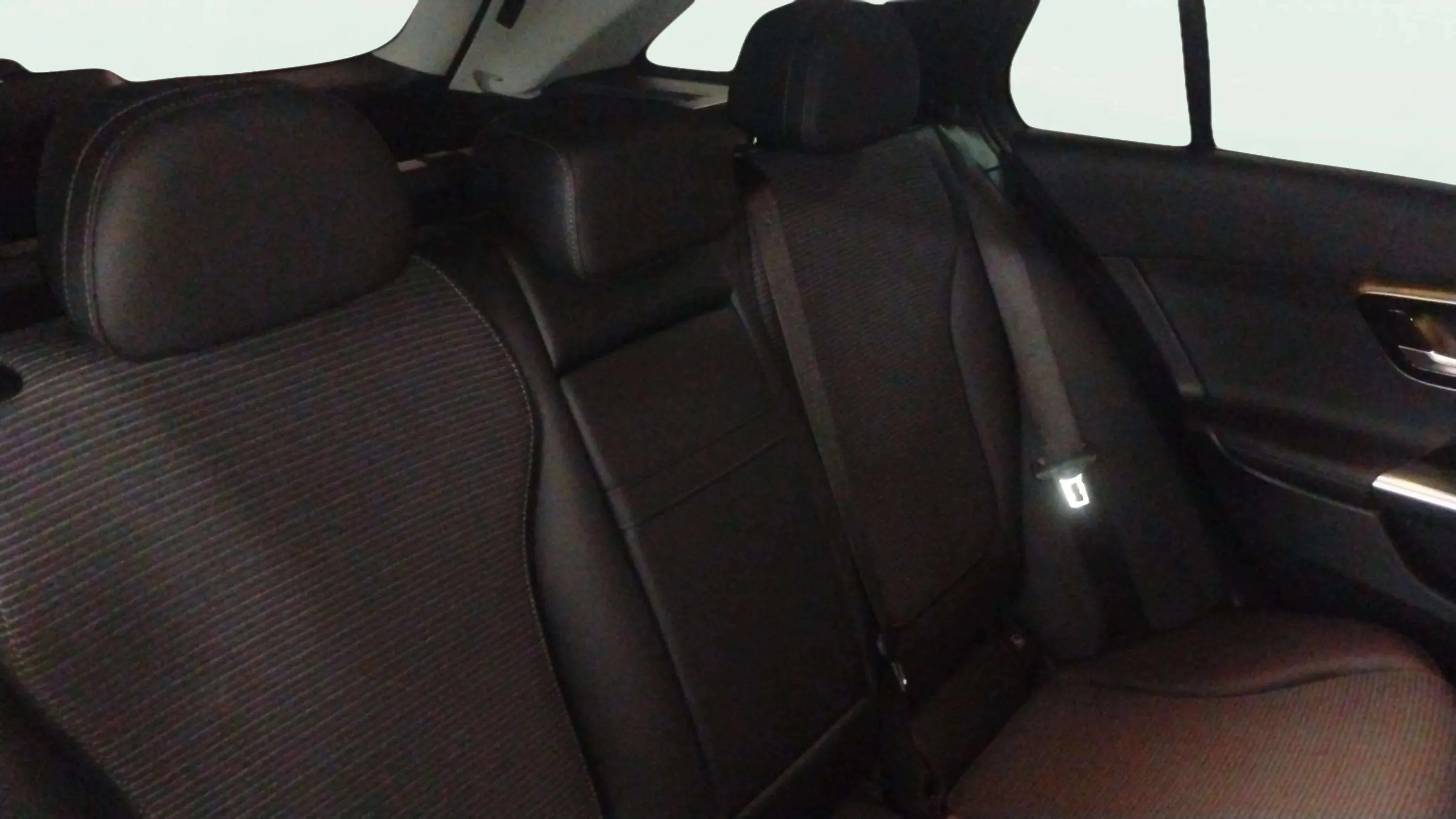 Mercedes-Benz Clase C C 200 d - foto 14