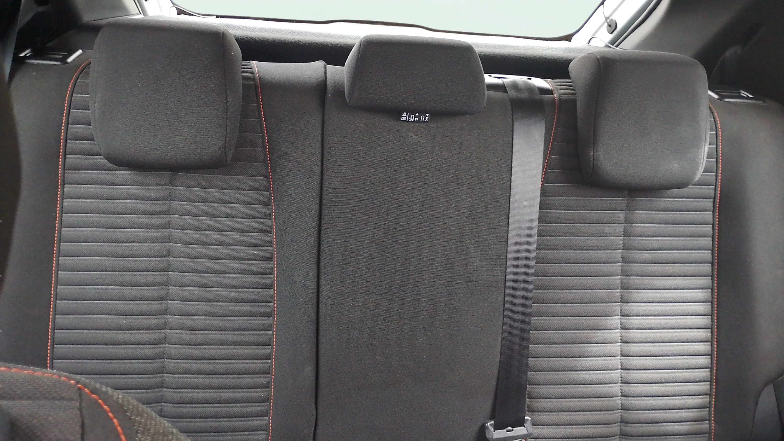 Peugeot 208 BlueHDi Active Pack - foto 16