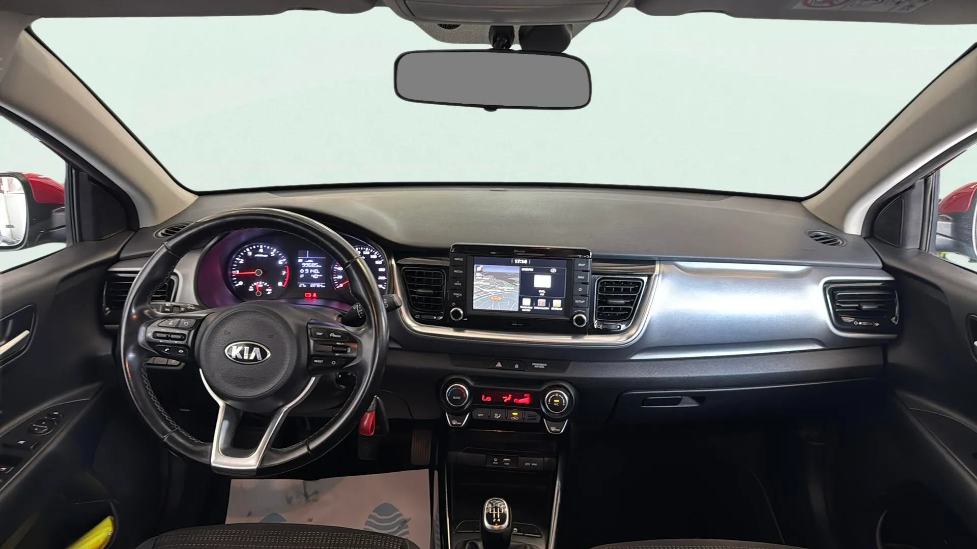 Kia Stonic 1.0 T-GDi Black Edition - foto 11