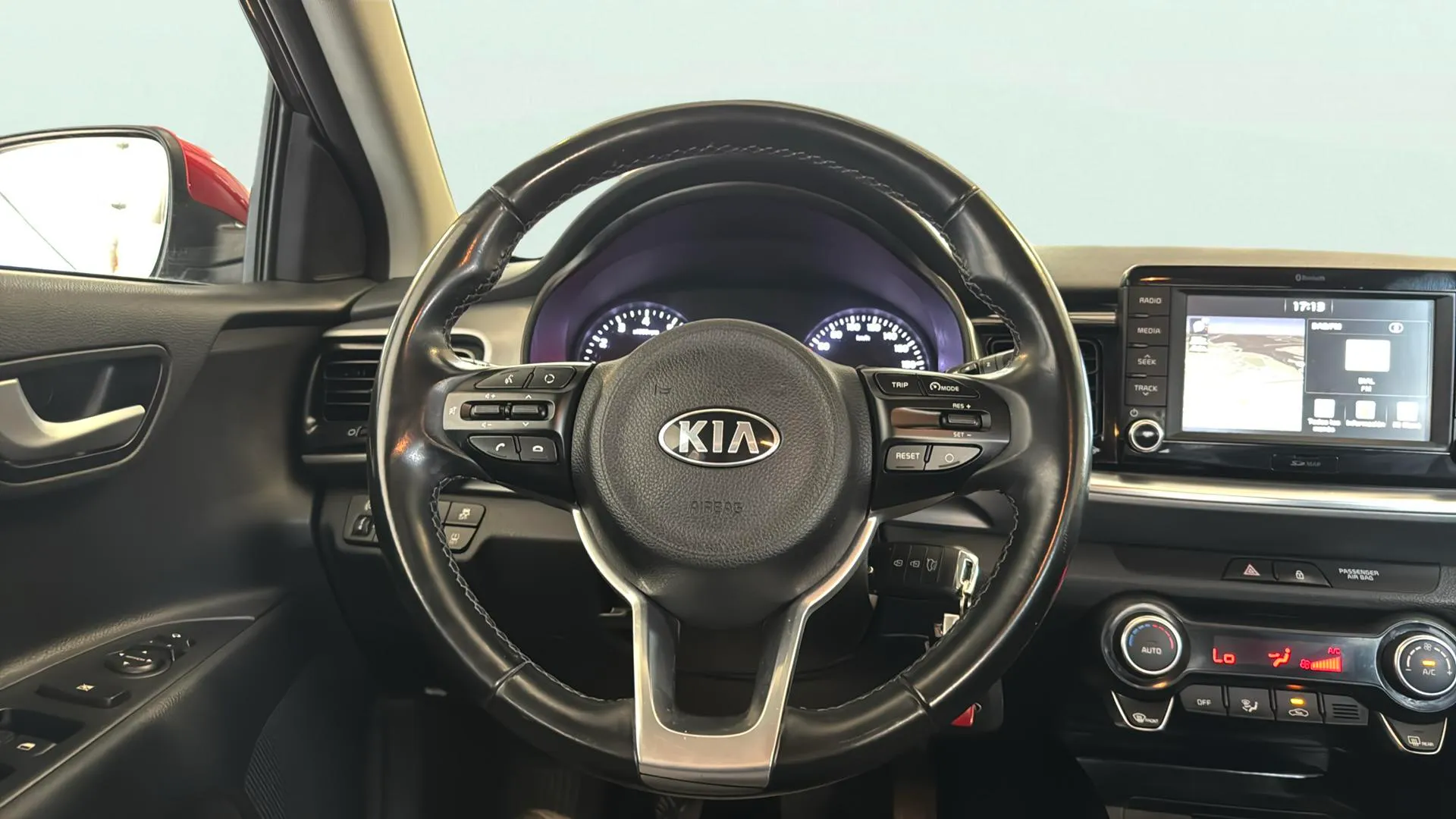 Kia Stonic 1.0 T-GDi Black Edition - foto 10