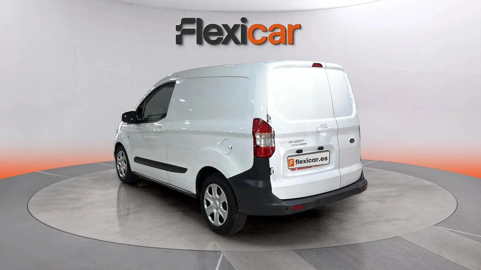 Ford Tourneo Courier 1.5 TDCi Trend - foto 5