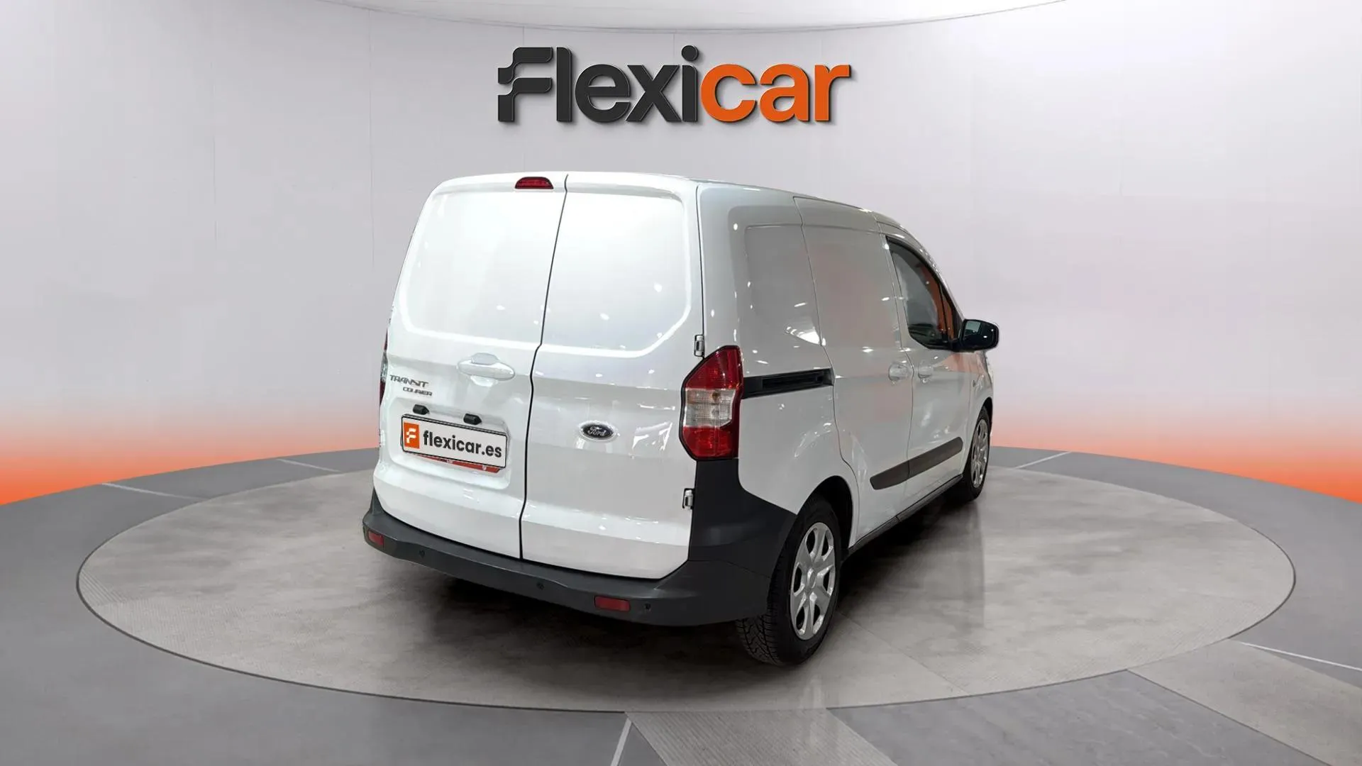 Ford Tourneo Courier 1.5 TDCi Trend - foto 7
