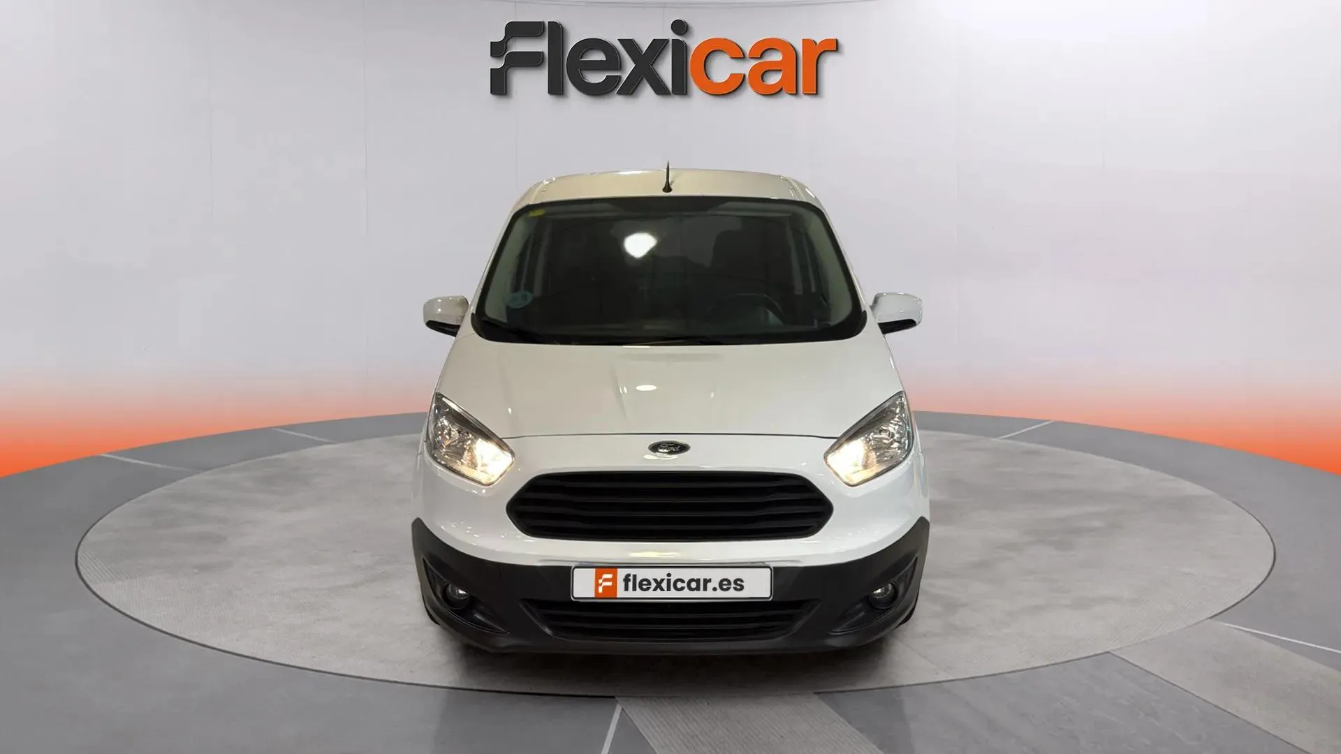 Ford Tourneo Courier 1.5 TDCi Trend - foto 2