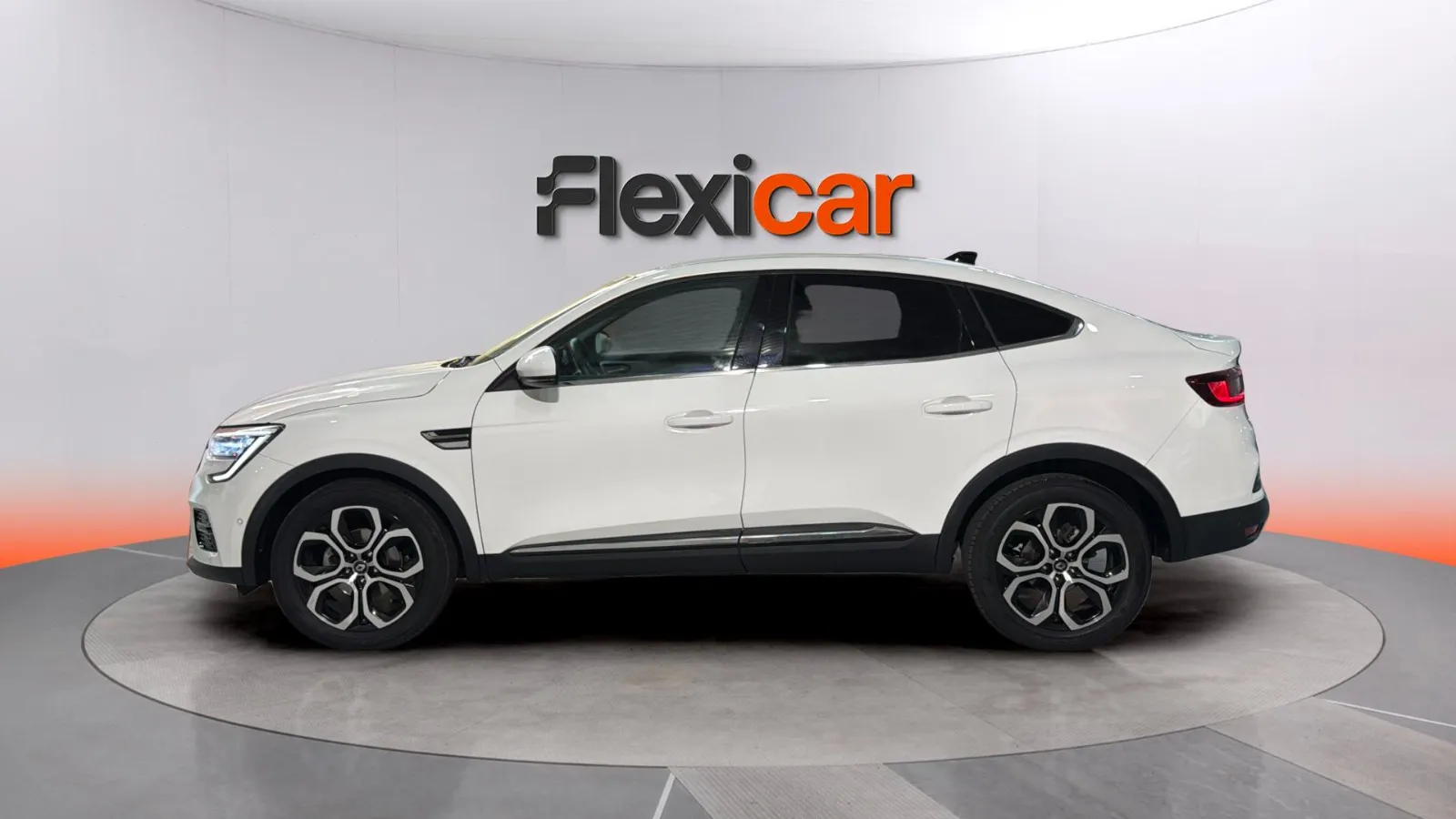 Renault Arkana Evolution TCe EDC mild hybr - foto 5