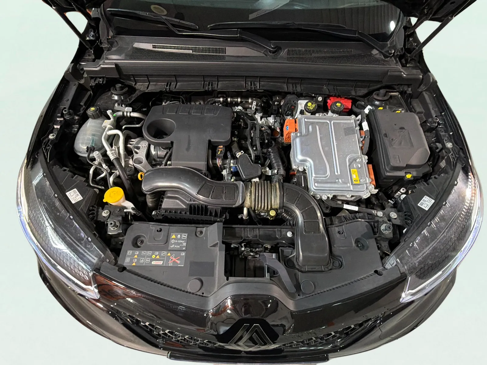 Renault Arkana Evolution TCe EDC mild hybr - foto 21