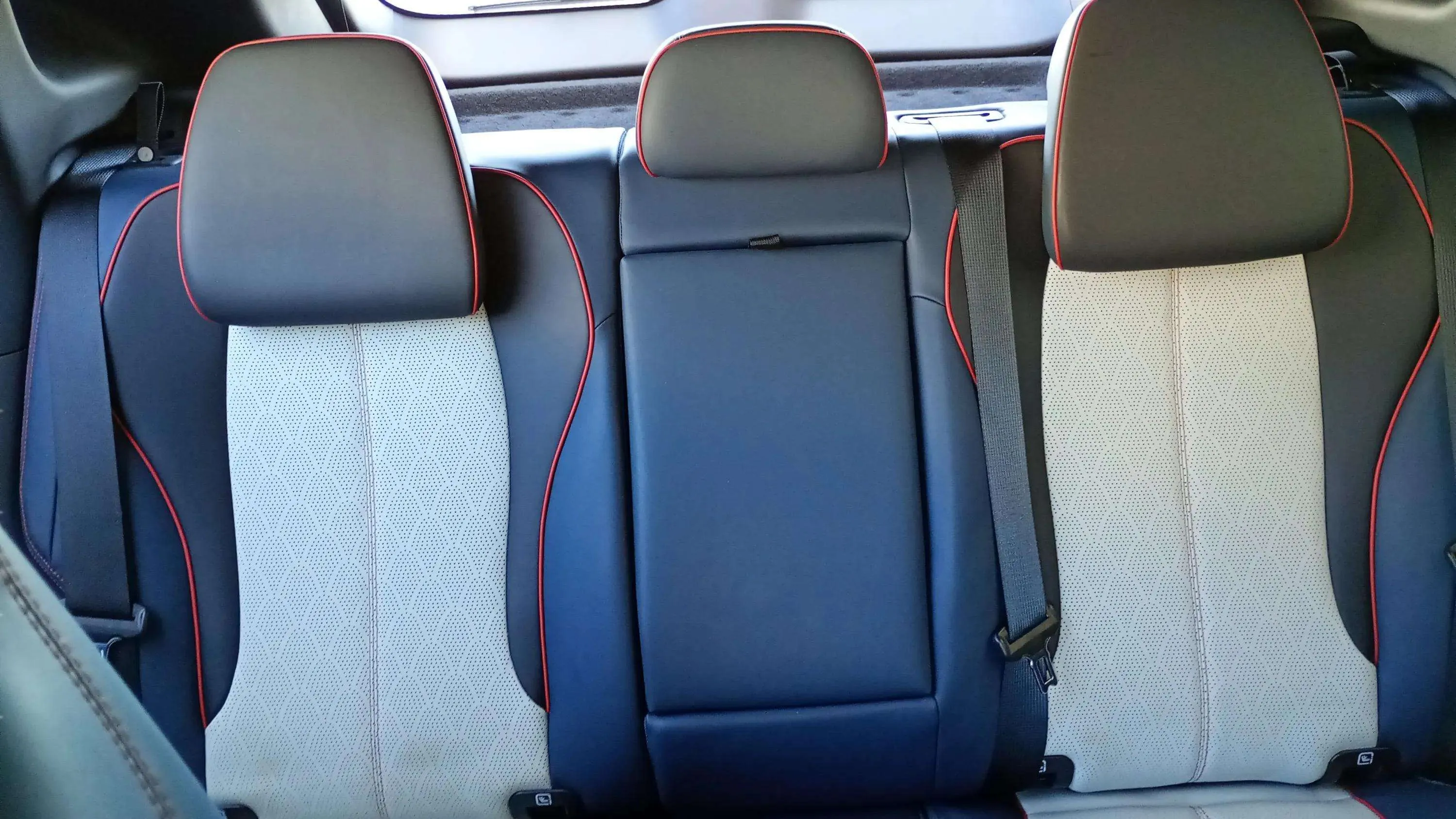 BYD Atto 3 Design - foto 12
