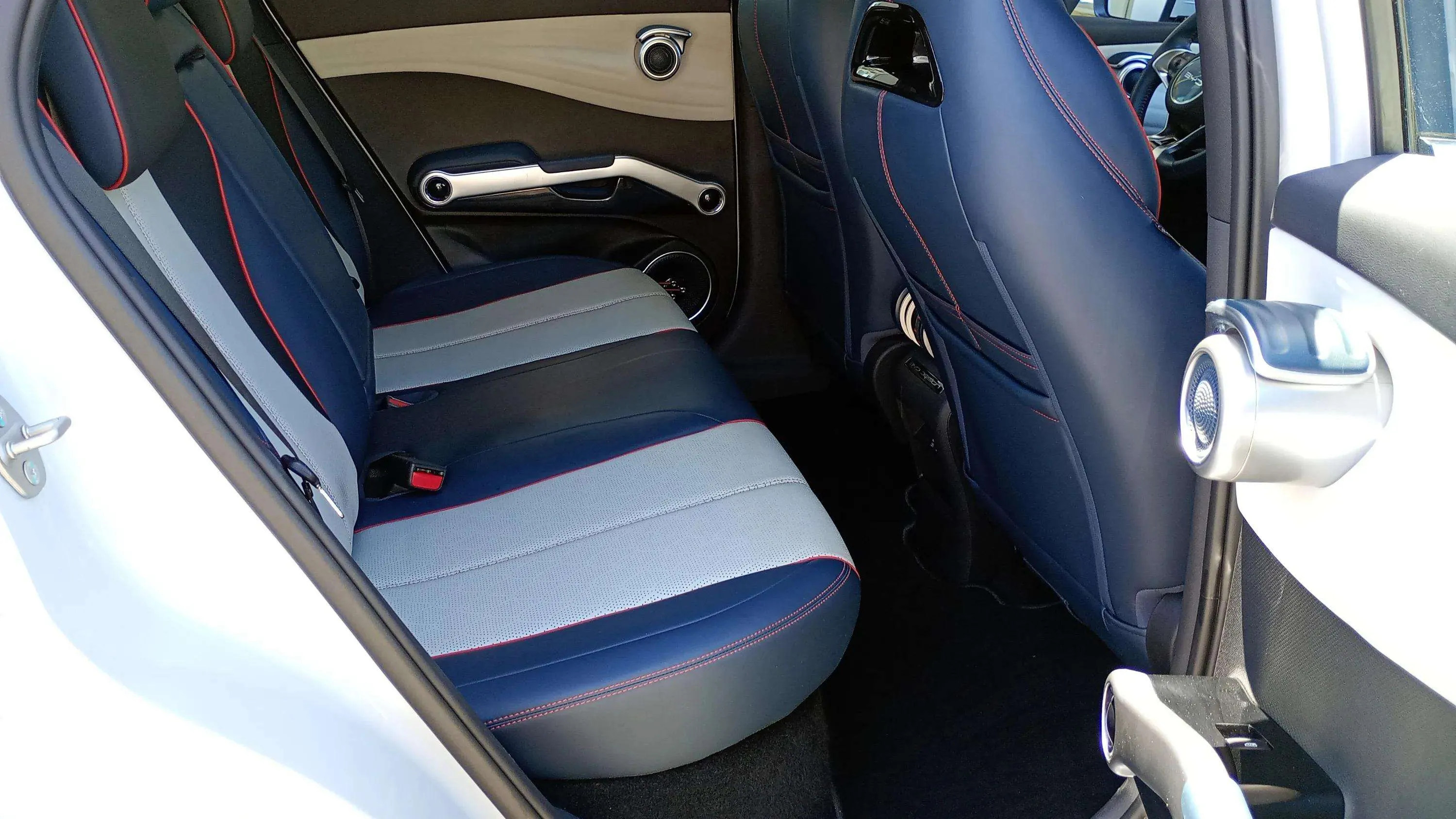 BYD Atto 3 Design - foto 11