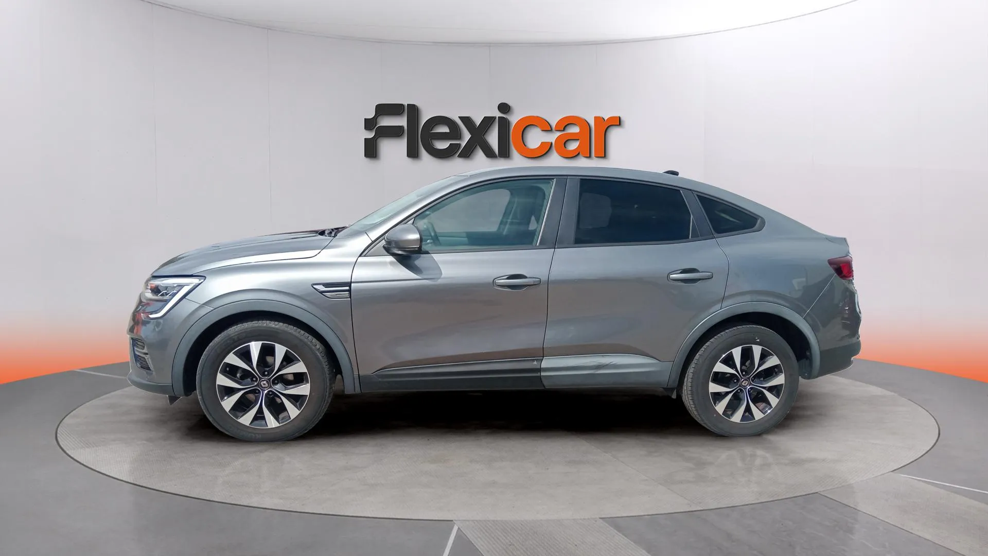 Renault Arkana Evolution TCe EDC mild hybr - foto 6
