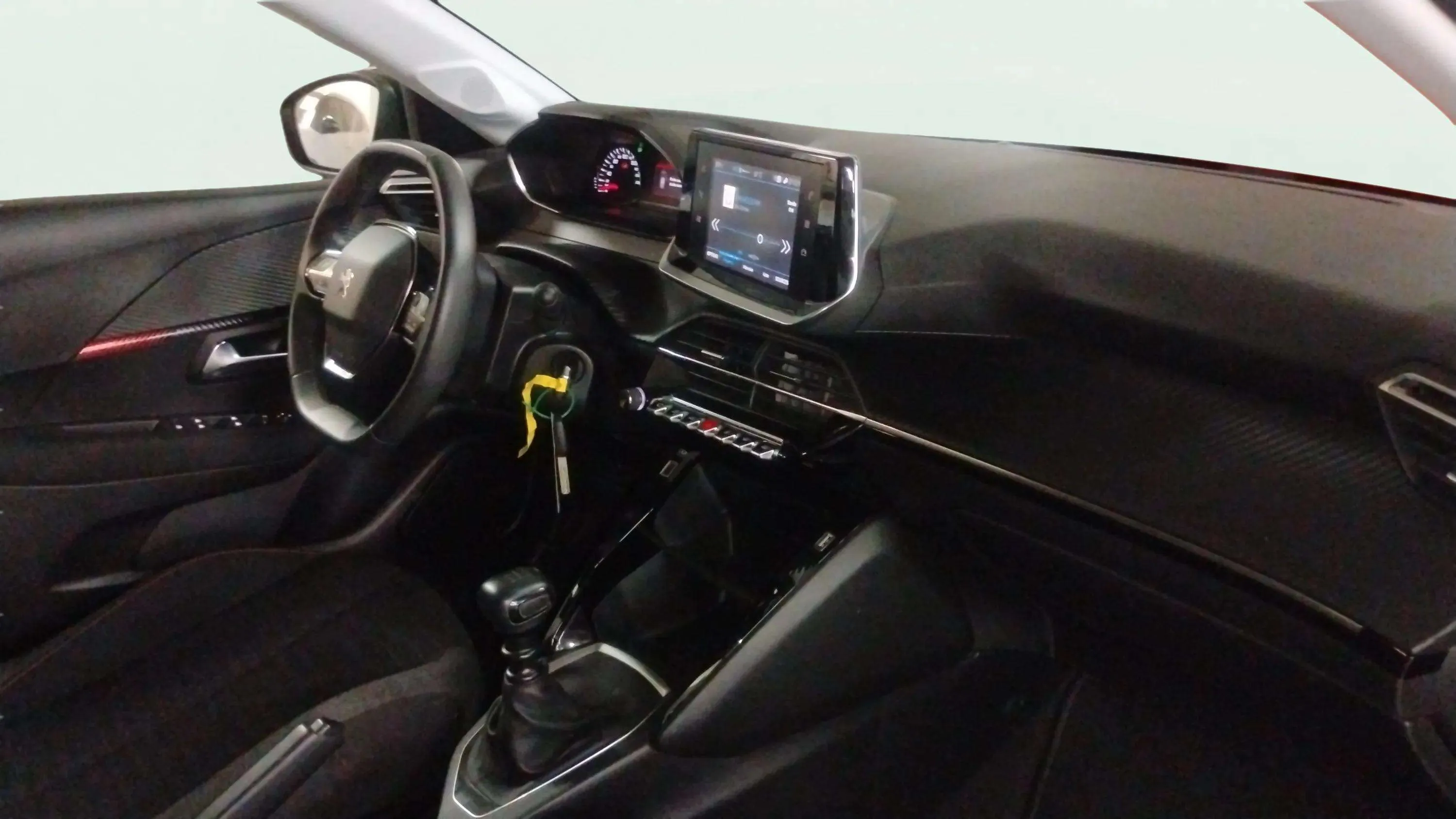 Peugeot 208 PureTech Allure - foto 9