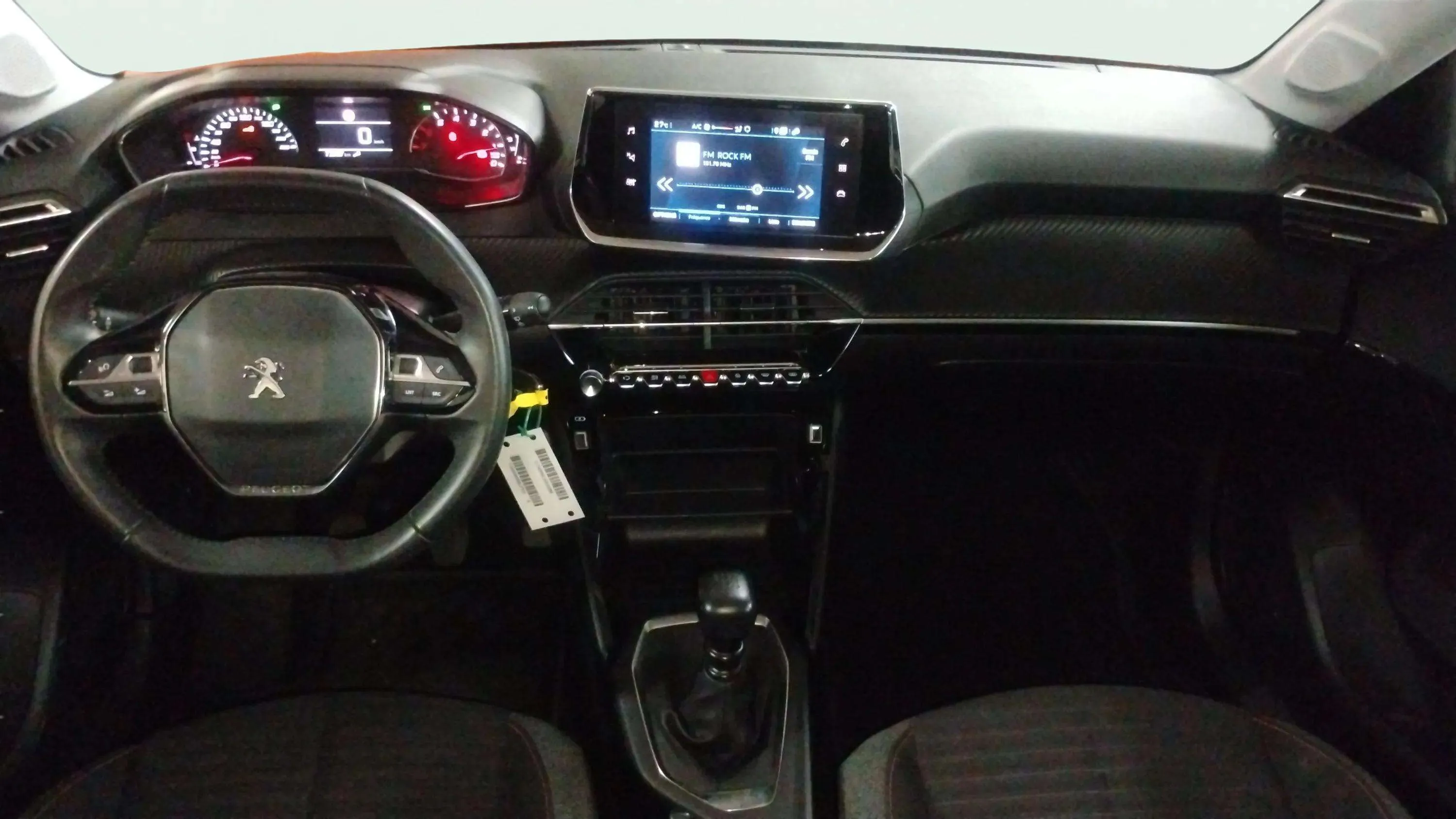 Peugeot 208 PureTech Allure - foto 18
