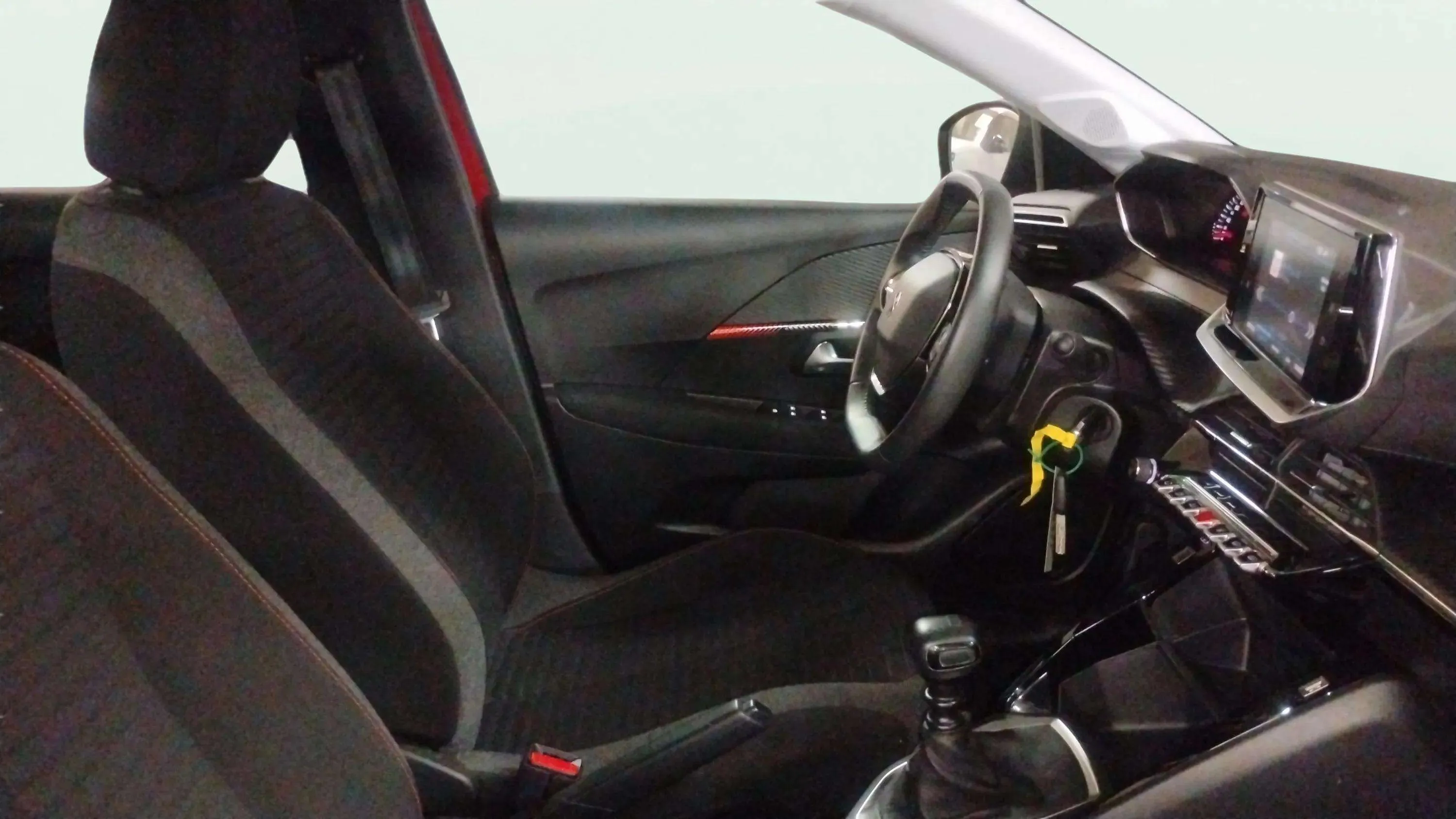 Peugeot 208 PureTech Allure - foto 10