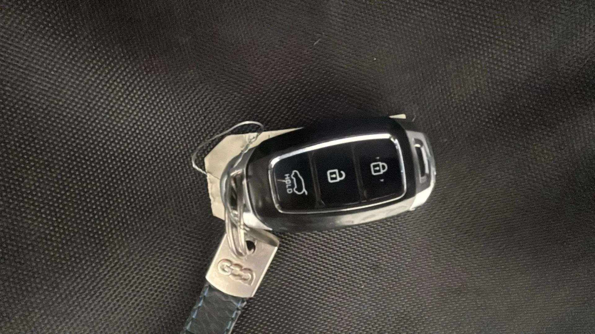 Hyundai Kona EV Tecno - foto 21
