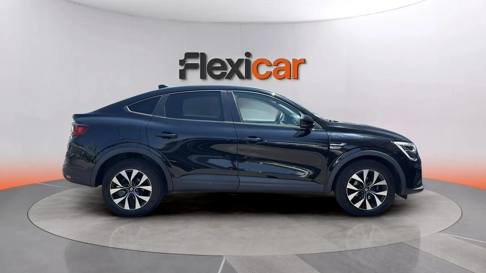 Renault Arkana Evolution TCe EDC mild hybr - foto 7