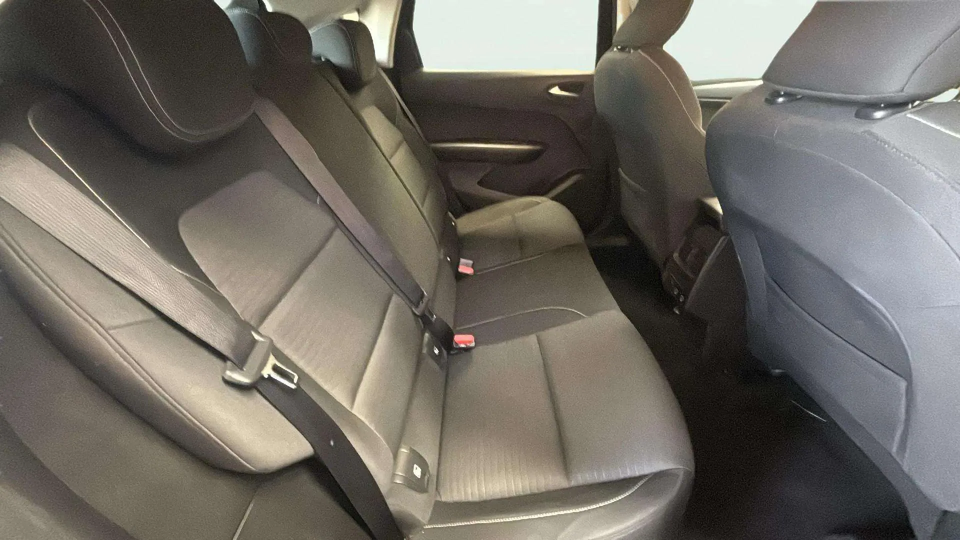 Renault Arkana Evolution TCe EDC mild hybr - foto 16