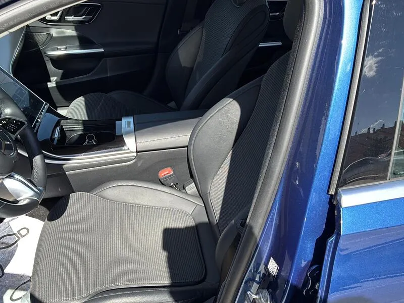 Mercedes-Benz Clase C C 220 d - foto 23