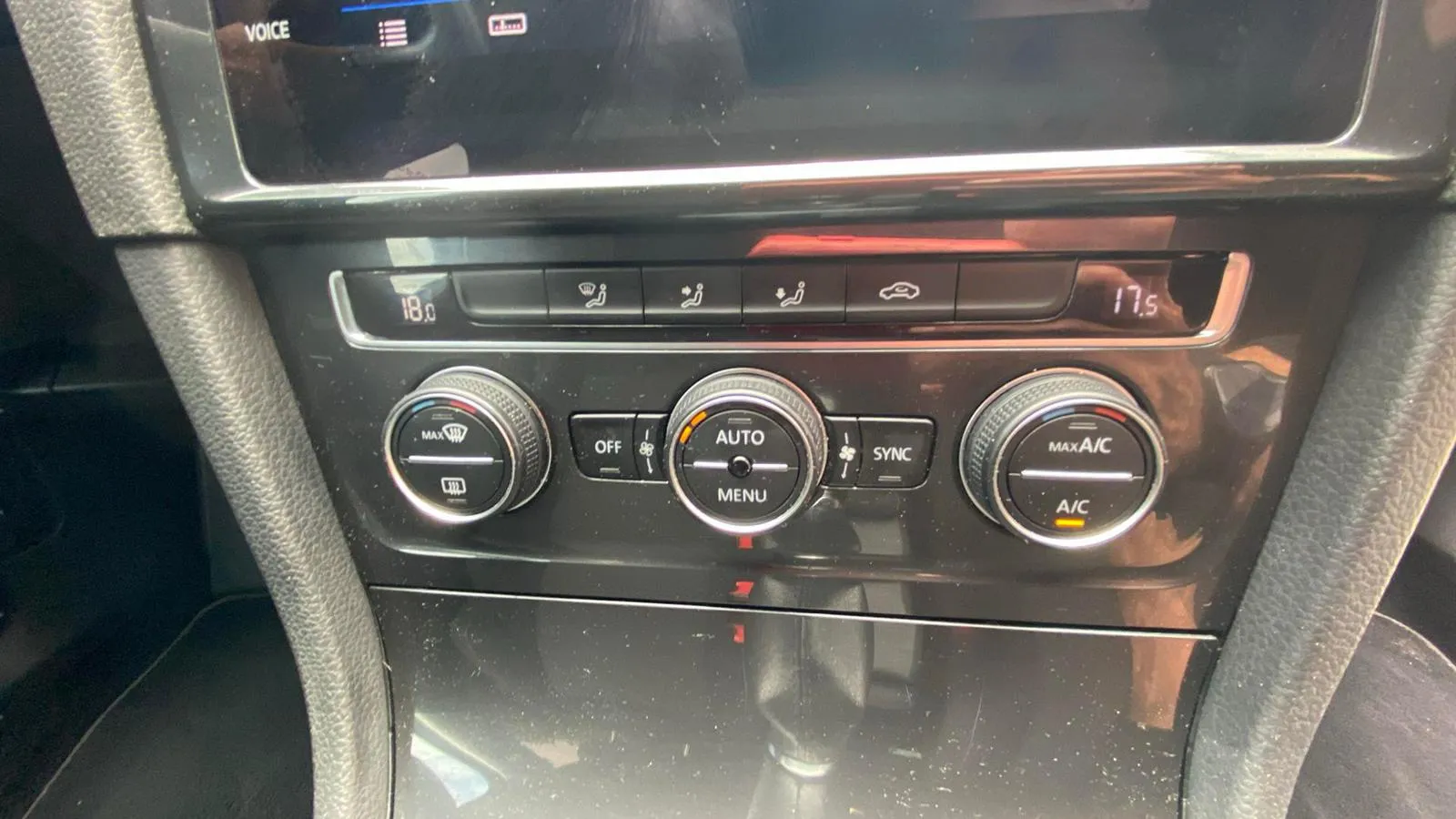 Volkswagen Golf Advance 1.6 TDI - foto 16