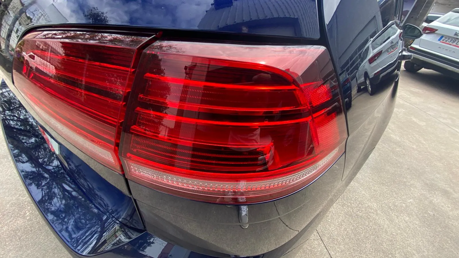 Volkswagen Golf Advance 1.6 TDI - foto 29