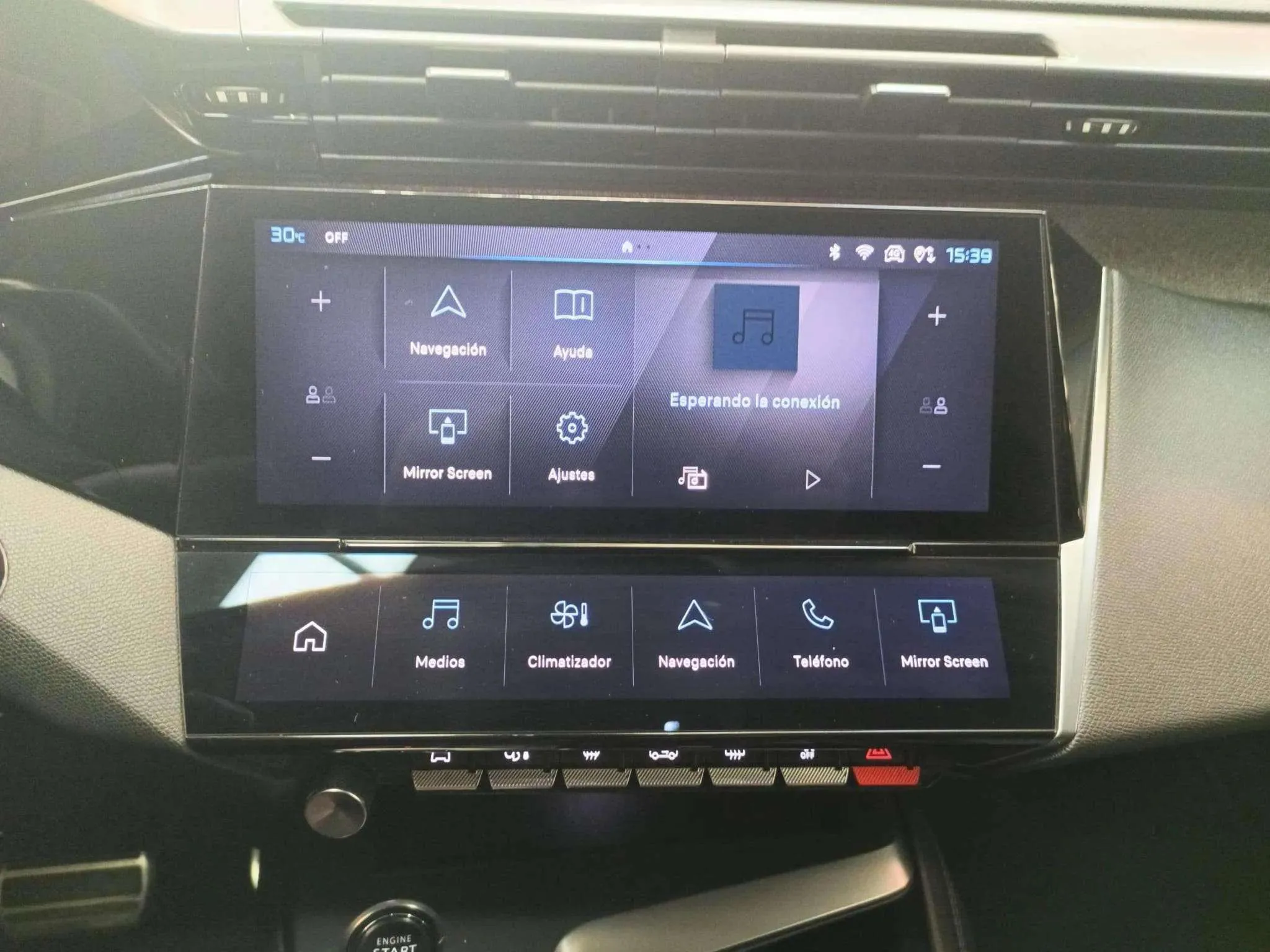 Peugeot 308 SW Allure BlueHDi 130 EAT8 - foto 15