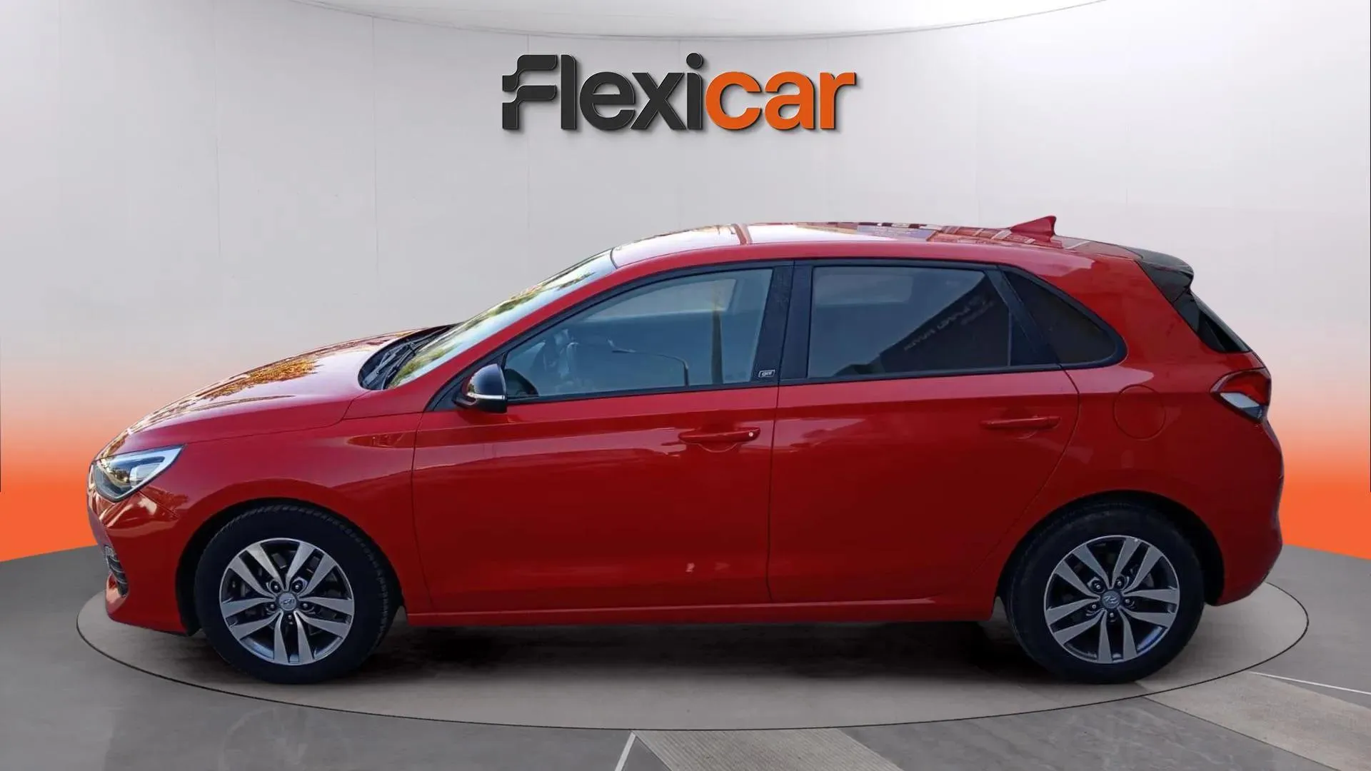 Hyundai i30 1.6 CRDi Tecno - foto 5