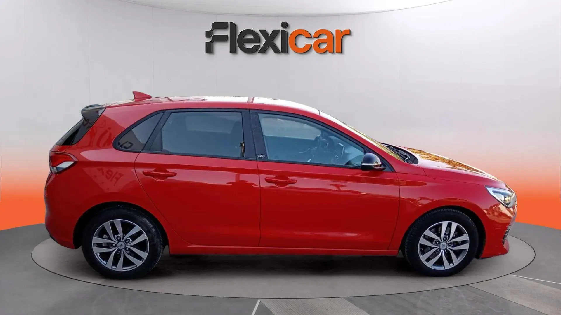 Hyundai i30 1.6 CRDi Tecno - foto 3