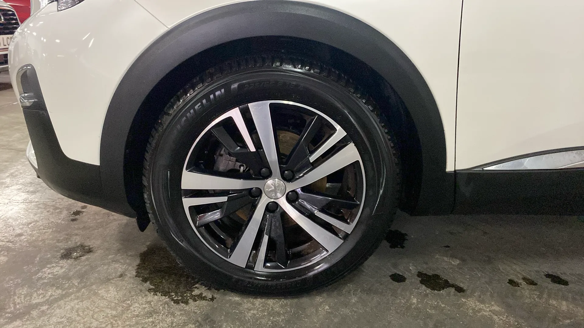 Peugeot 3008 1.2 PureTech Allure - foto 30