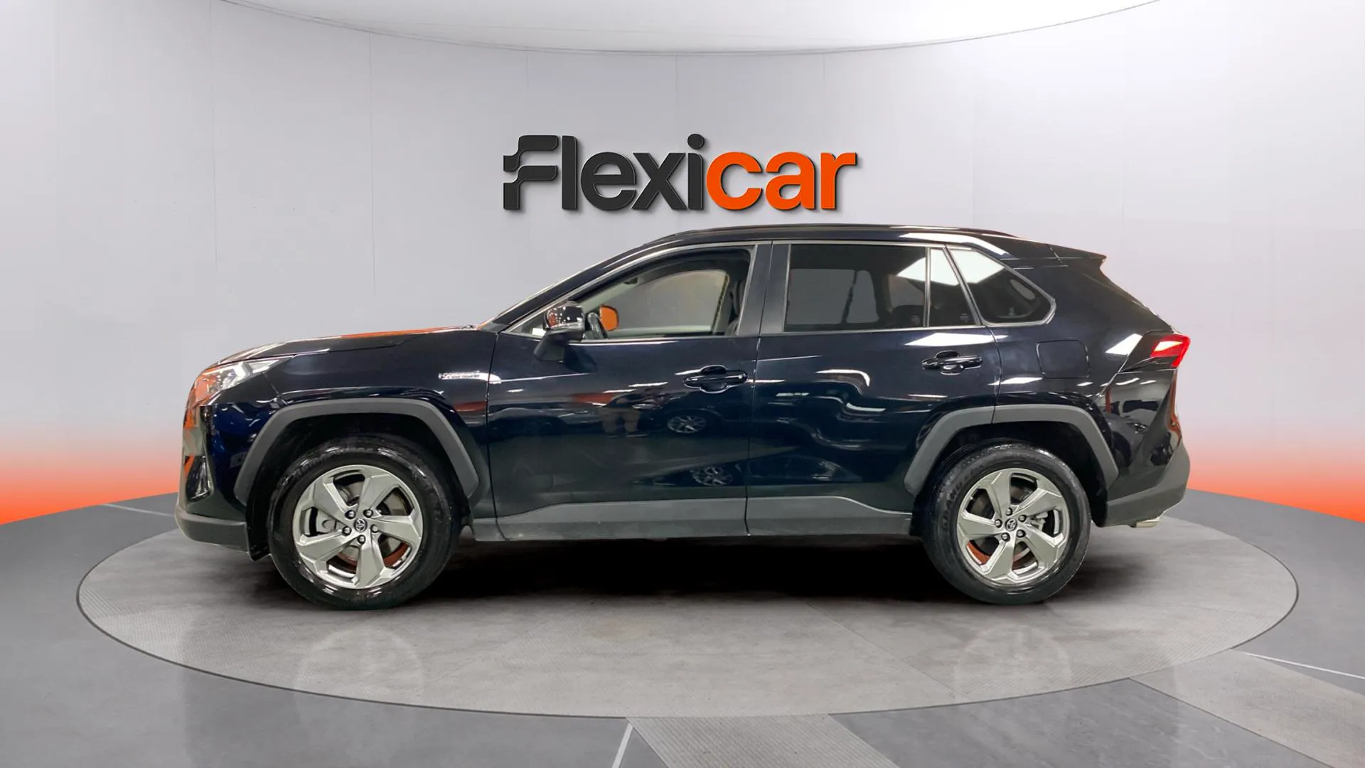 Toyota RAV4 2.5l 220H Advance - foto 4