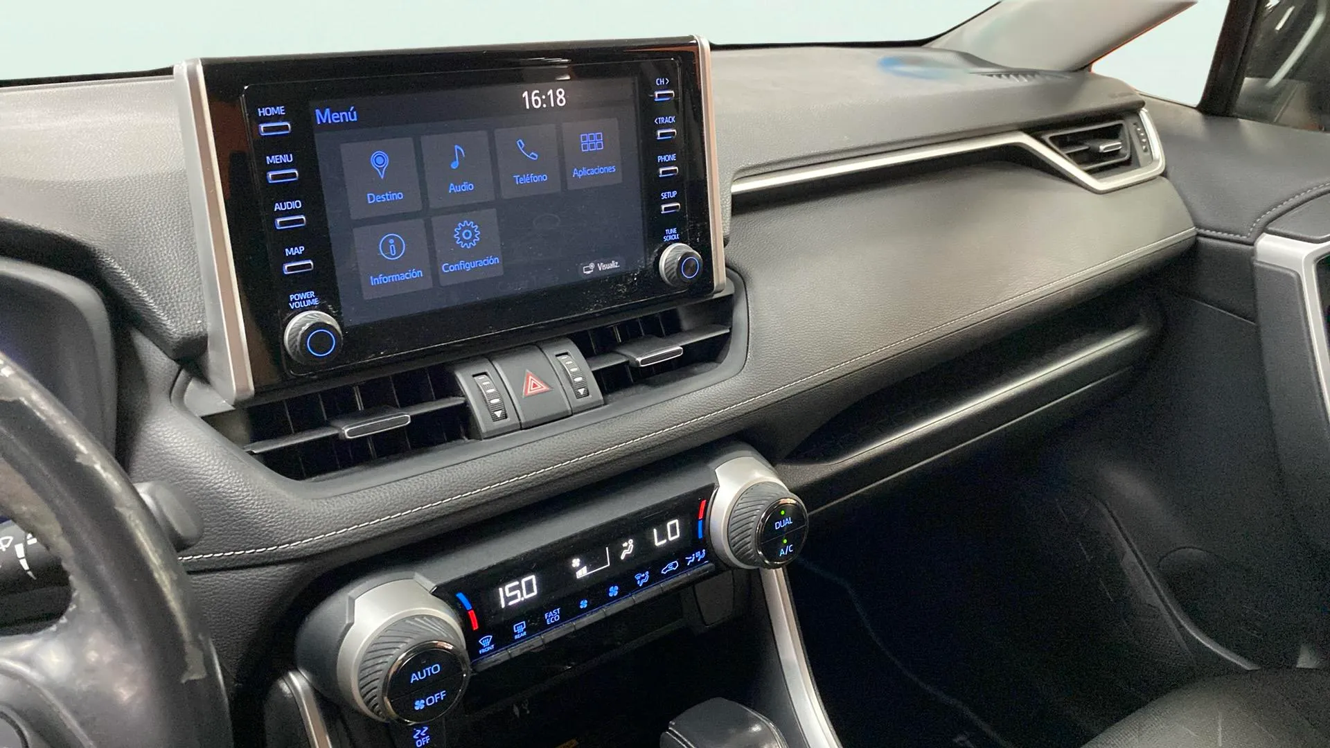 Toyota RAV4 2.5l 220H Advance - foto 14