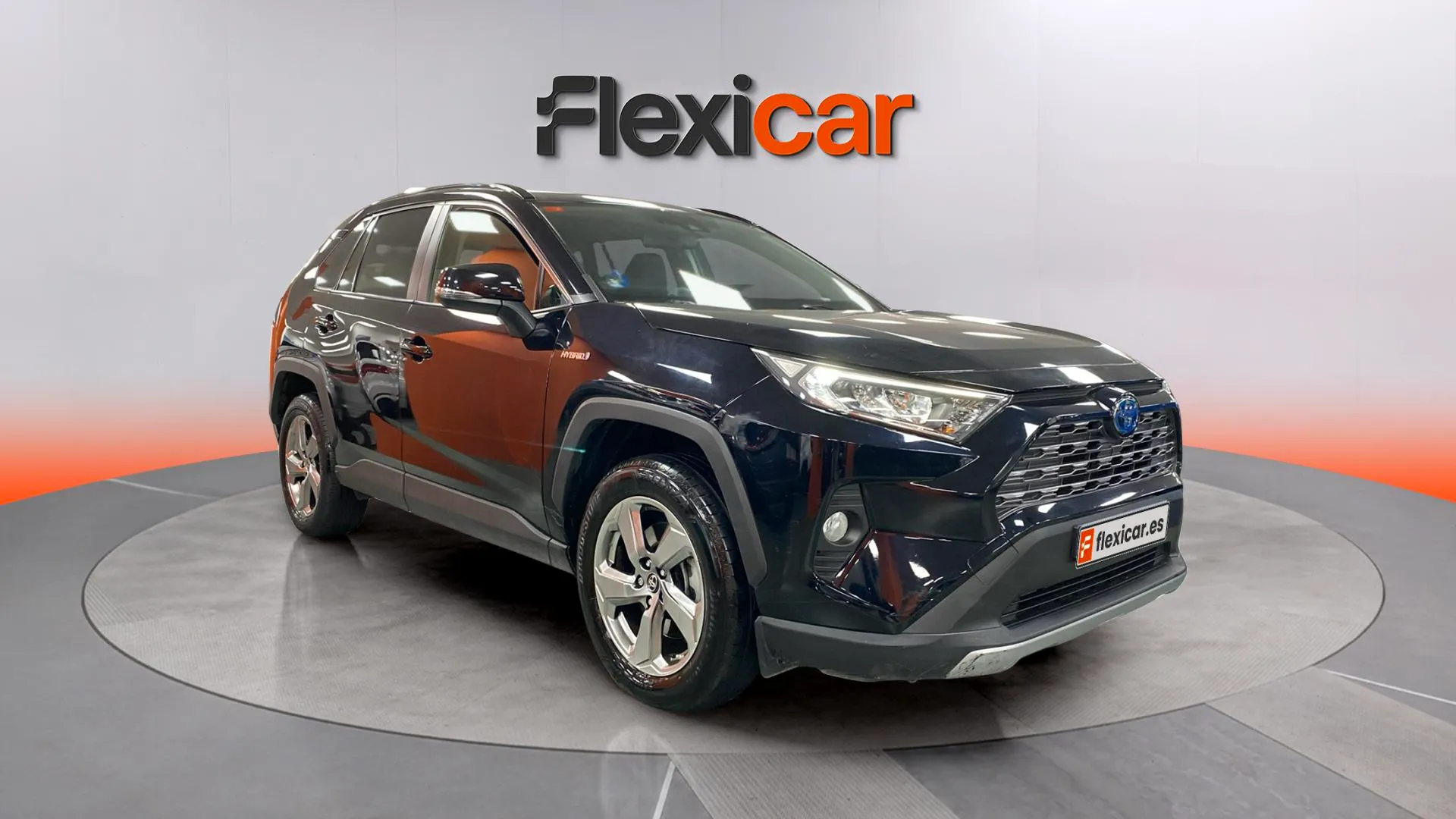 Toyota RAV4 2.5l 220H Advance