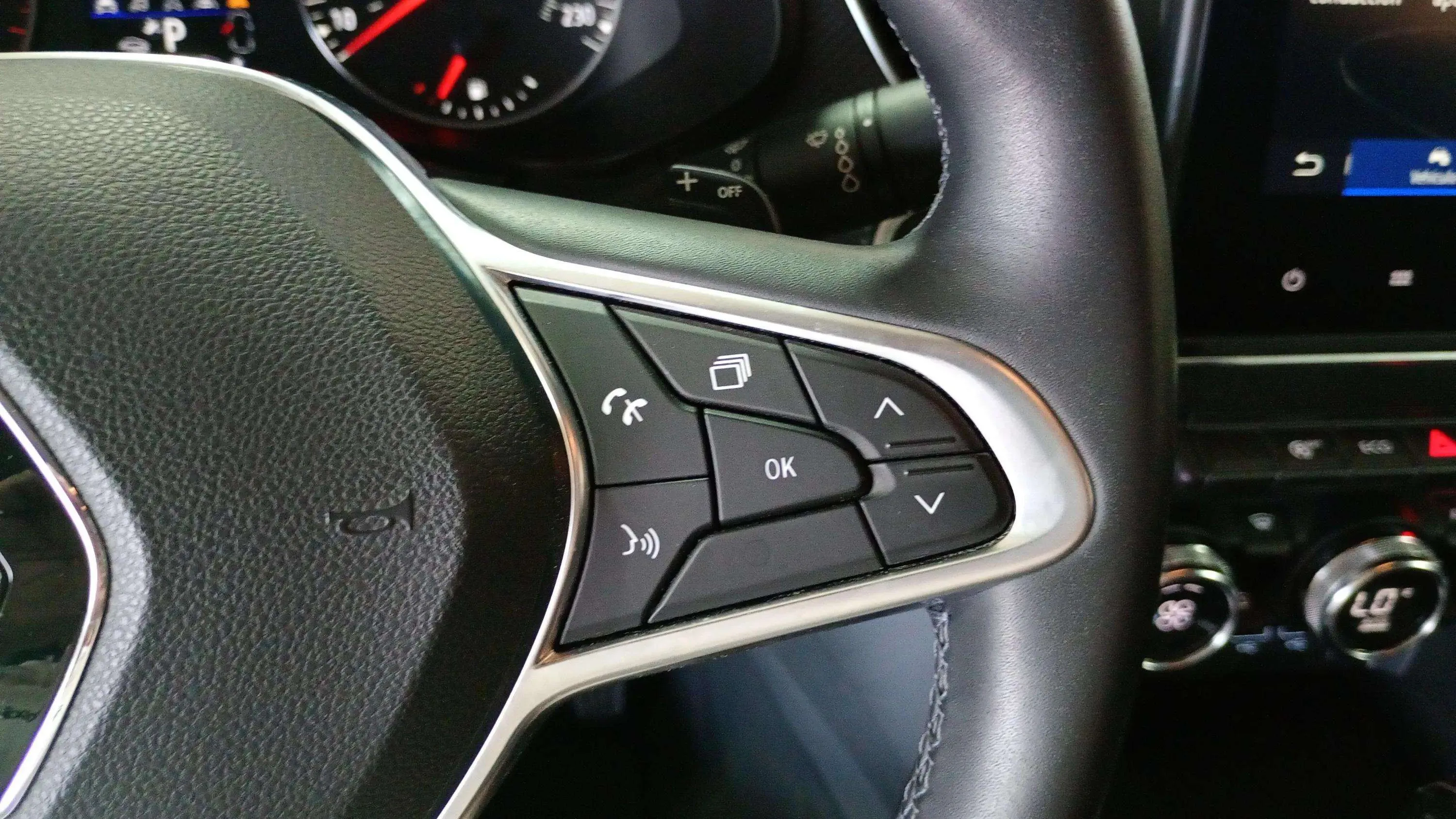 Renault Arkana Equilibre TCe EDC mild Hybrid - foto 26