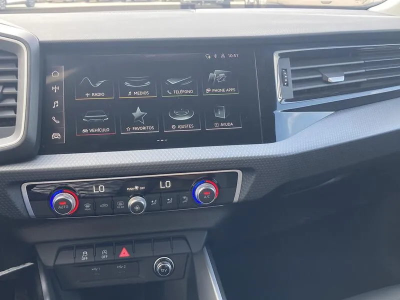Audi A1 Sportback Adrenalin 30 TFSI S tron - foto 38