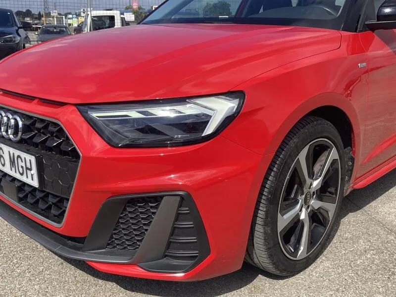 Audi A1 Sportback Adrenalin 30 TFSI S tron - foto 31
