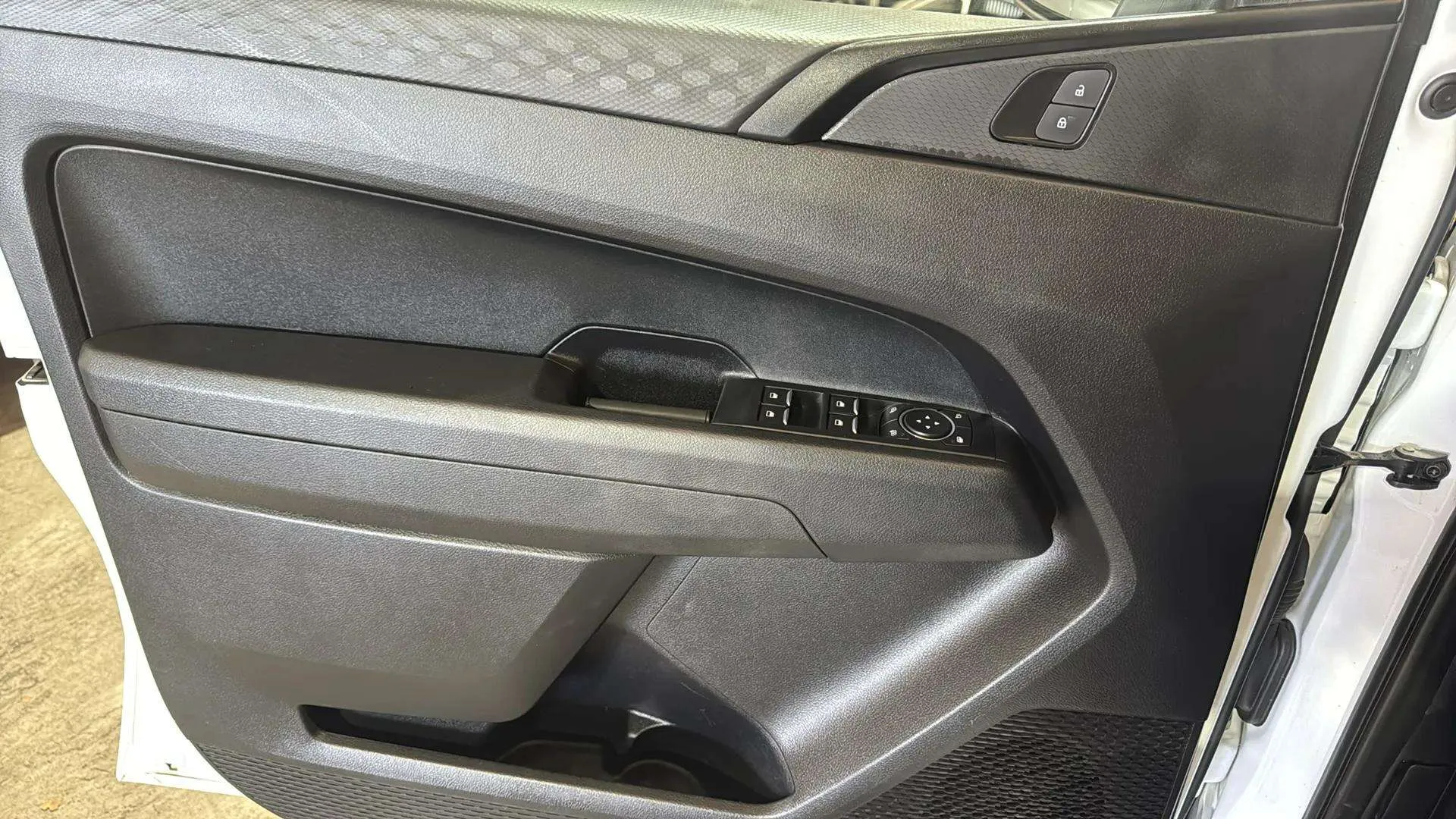 Volkswagen Amarok K Cabina Doble 2.0 TDI 170 - foto 24