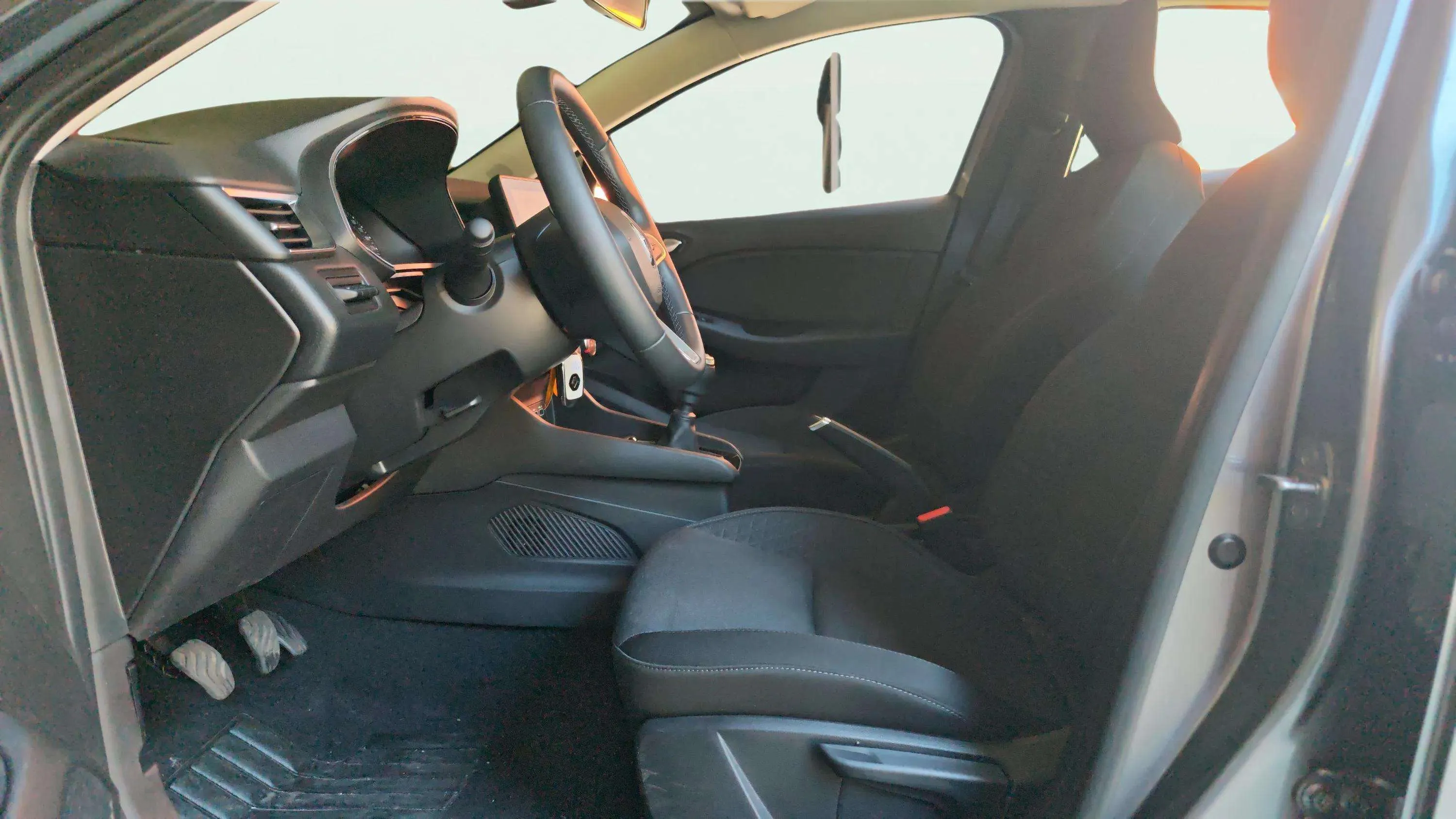 Renault Clio Equilibre TCe - foto 8