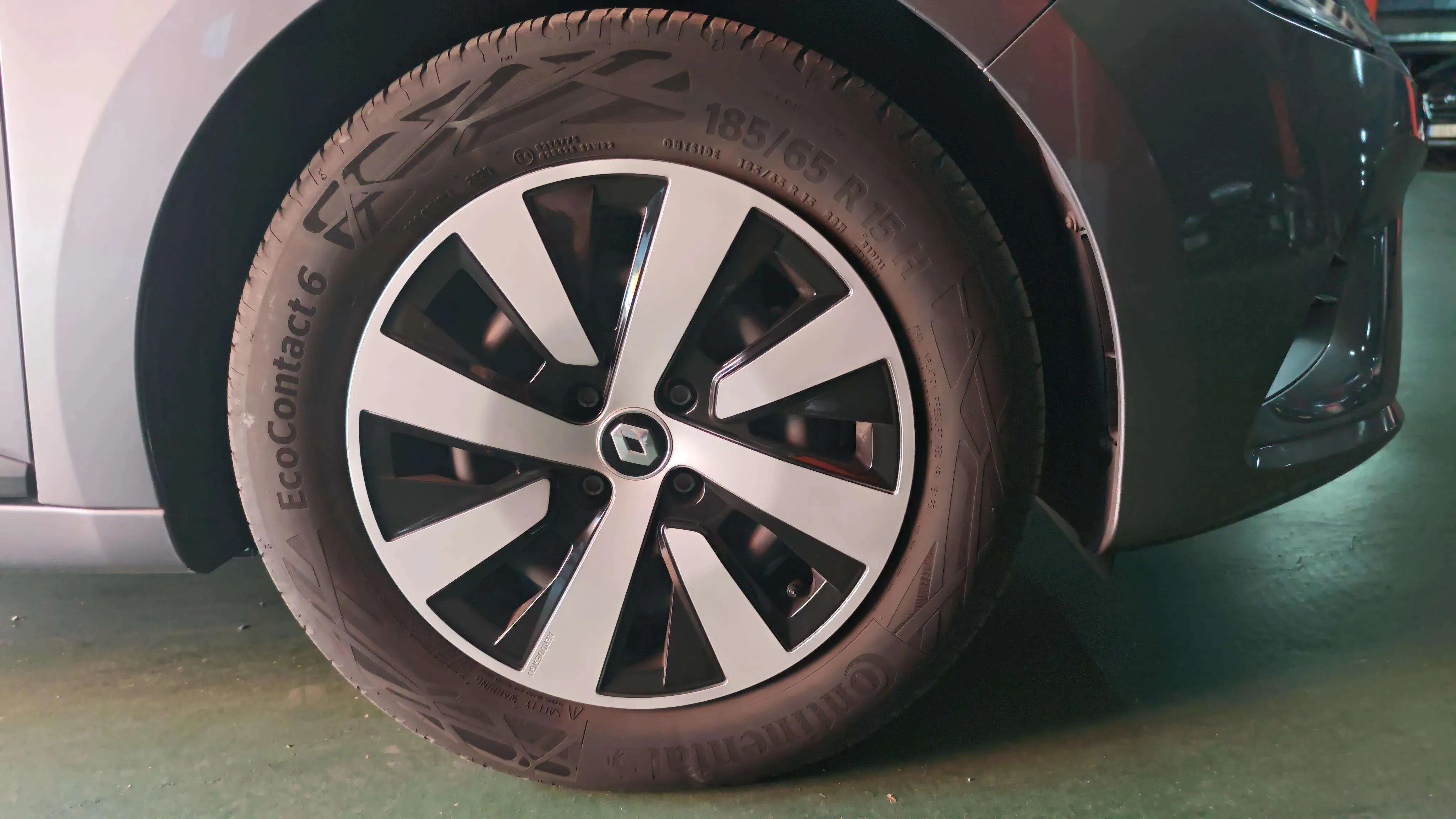 Renault Clio Equilibre TCe - foto 19