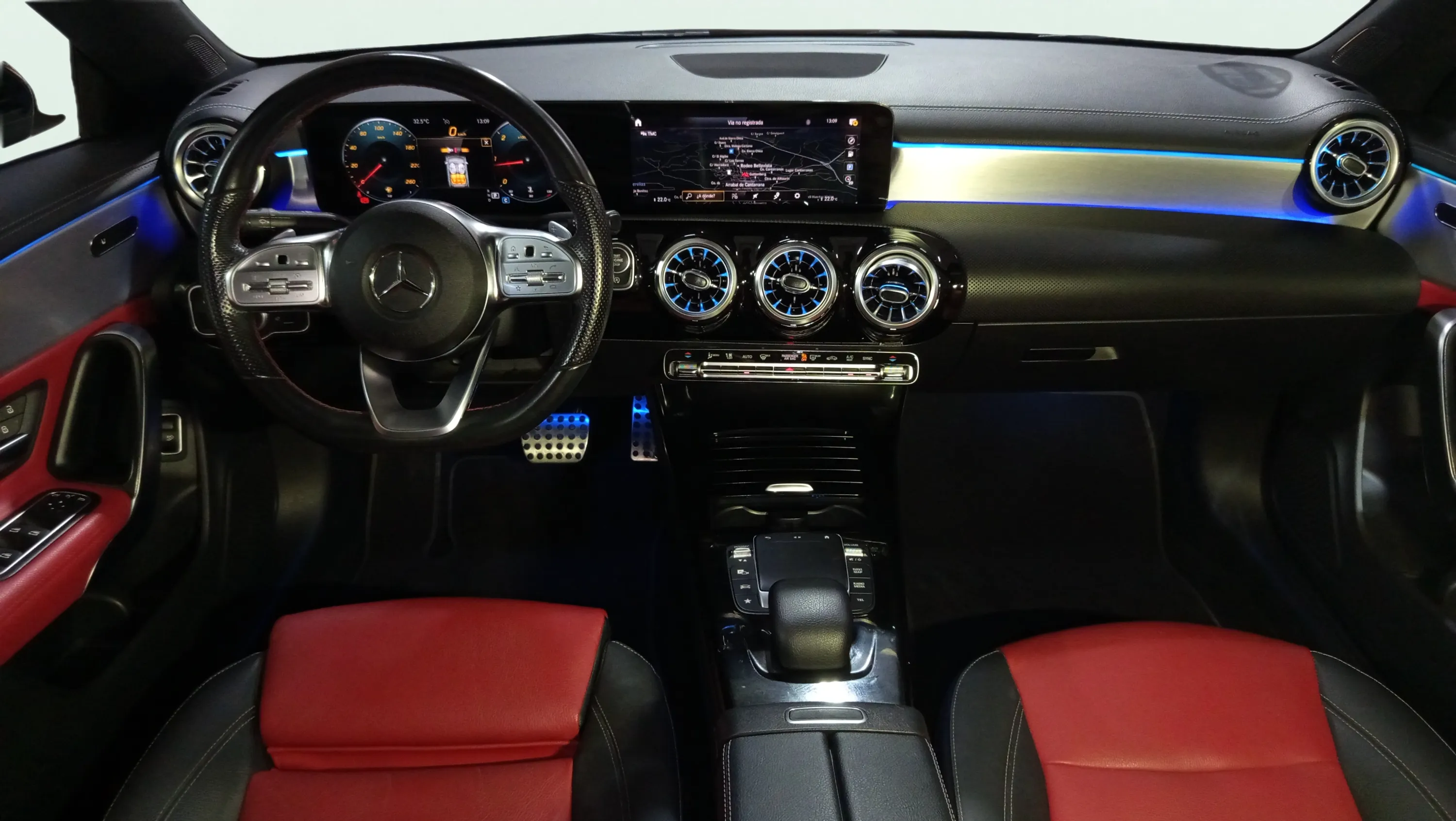 Mercedes-Benz CLA 200 D DCT - foto 9