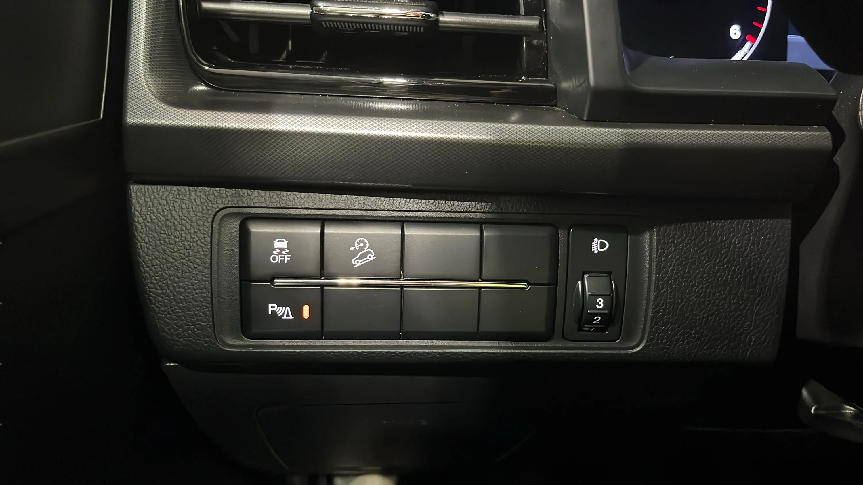 SsangYong Musso Sports D22DTR 4x4 Pro - foto 15