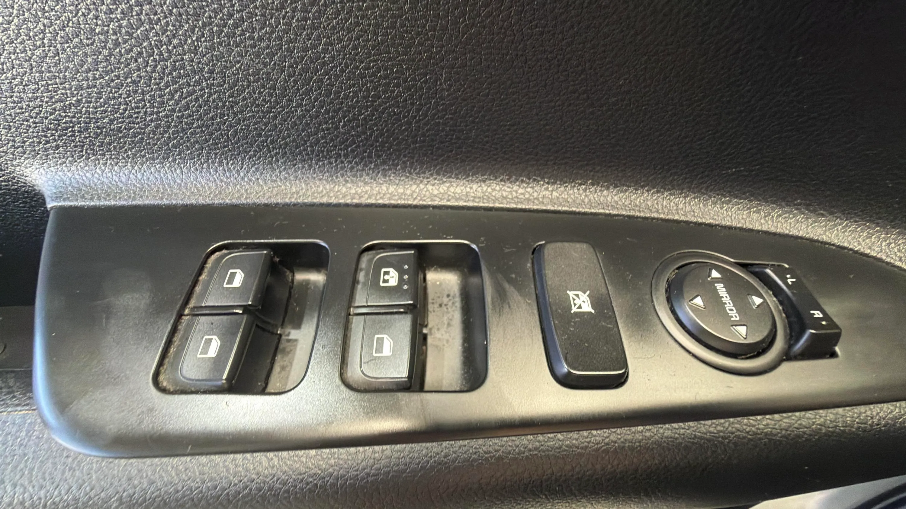 Kia Stonic 1.0 T-GDi MHEV iMT Drive - foto 17