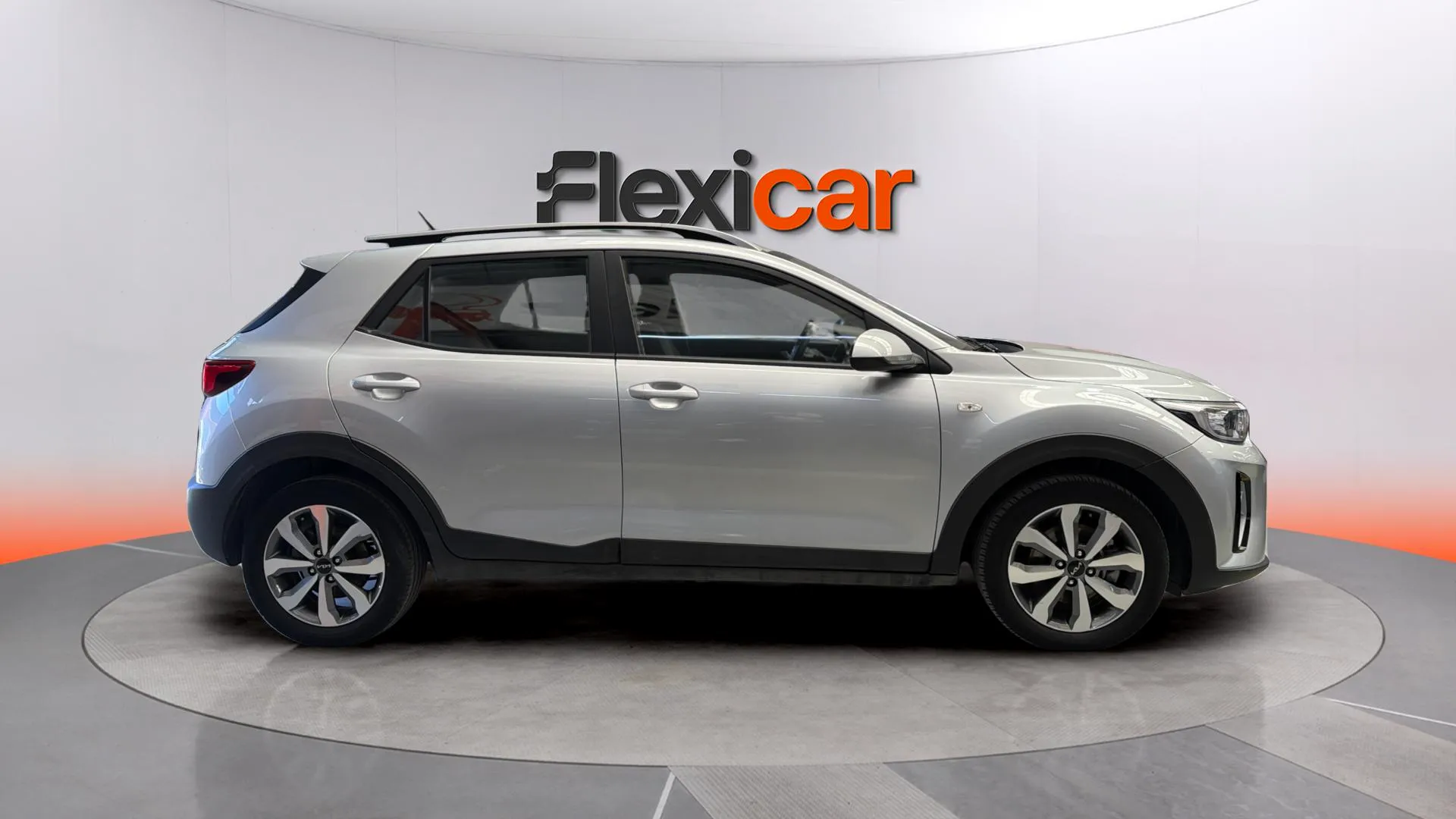Kia Stonic 1.0 T-GDi MHEV iMT Drive - foto 5