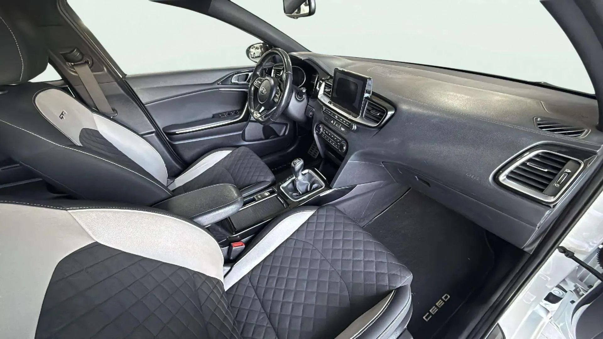 Kia Ceed Tourer 1.0 T-GDi GT Line - foto 13